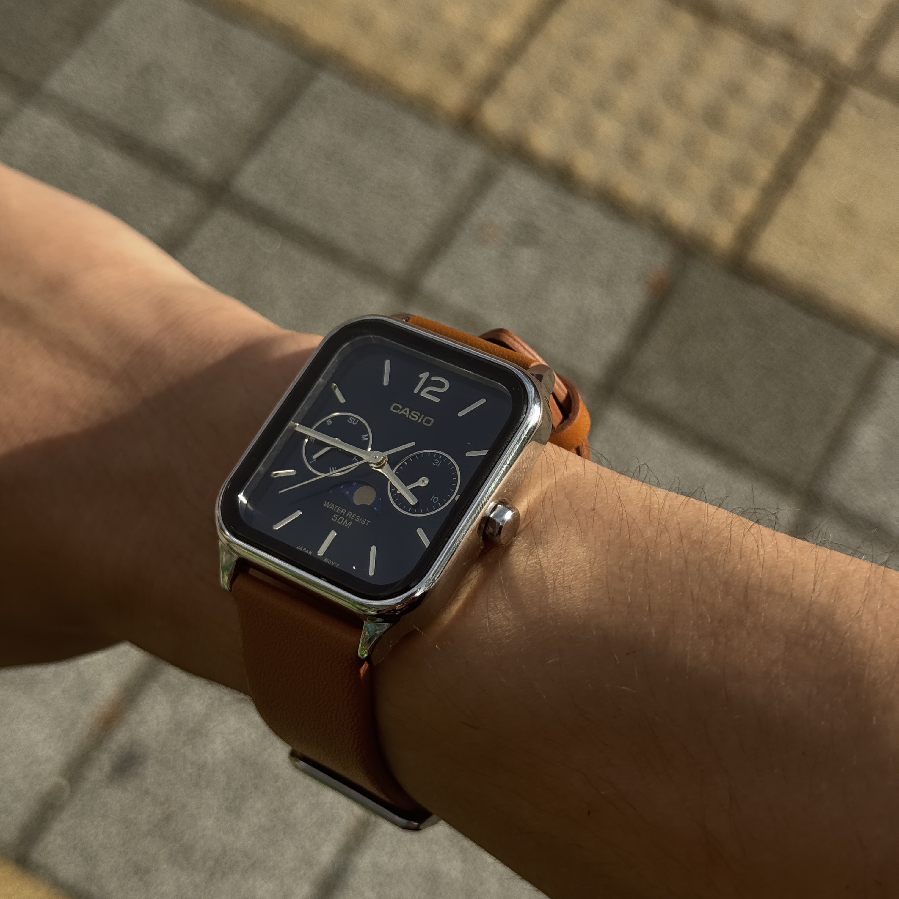 Casio MTP-M305L-1AV 착용 스타일