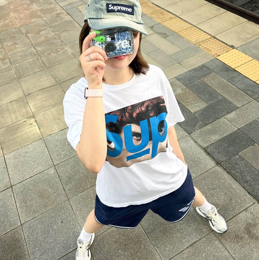 Supreme x Undercover Face T-Shirt White - 23SS, Supreme Ultrasuede Mesh Short Navy - 24SS 착용 스타일