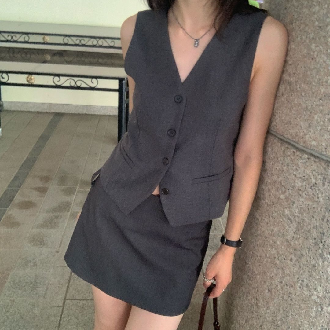 Siyazu SITP5159 Modern Layered Vest Melange gray 착용 스타일 - 1