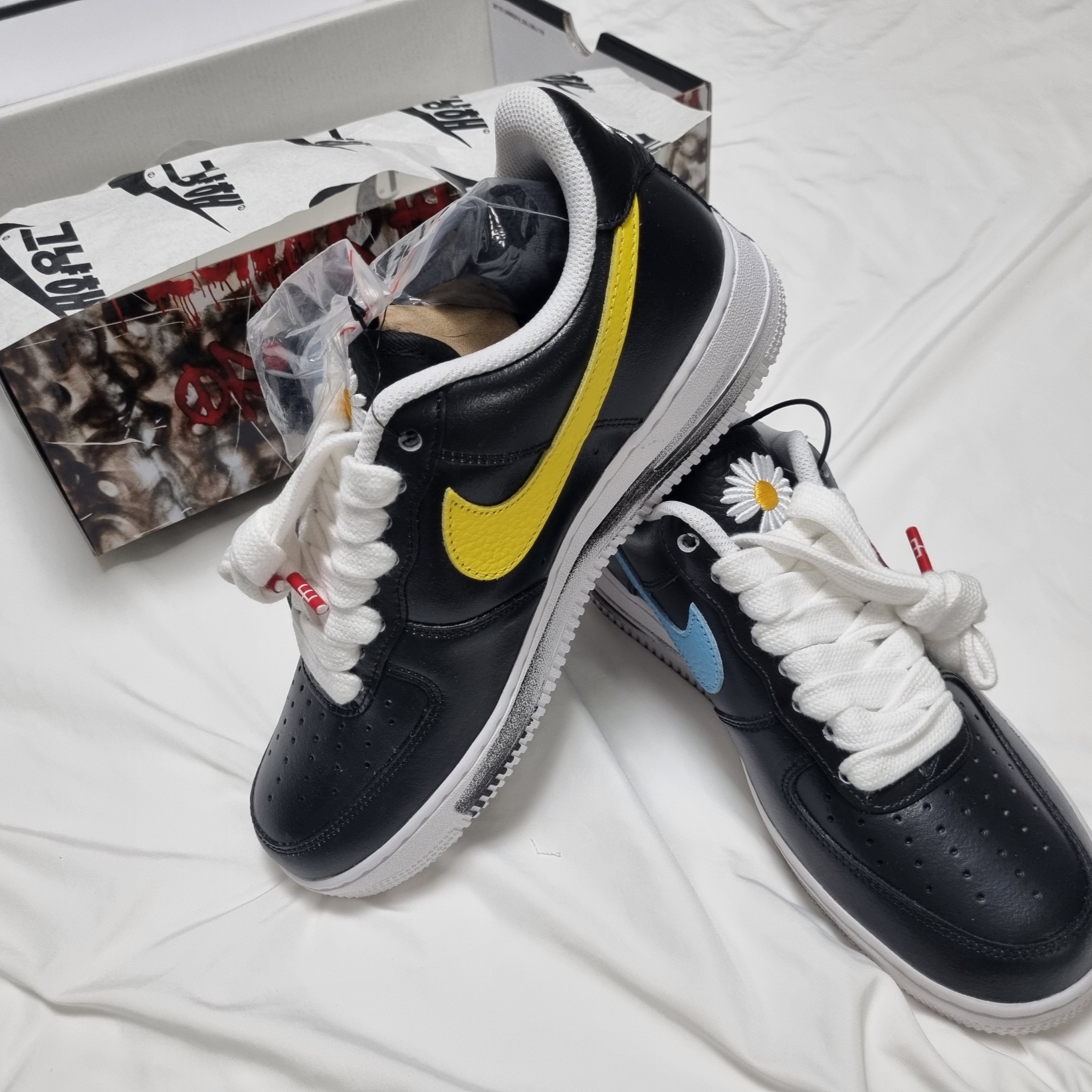 Nike x Peaceminusone Air Force 1 Low Para-Noise 3.0 Black and Multicolor 착용 스타일