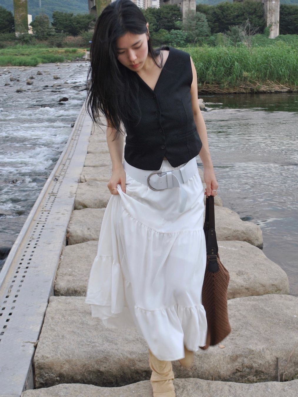 Siyazu SITP5159 Modern Layered Vest Black 착용 스타일 - 2