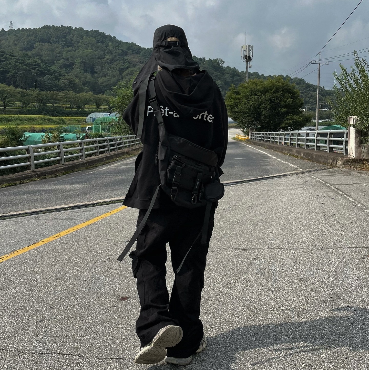 The North Face Eco Light Shield Cap Black, Balenciaga 3XL Sneakers Light Beige 착용 스타일 - 3