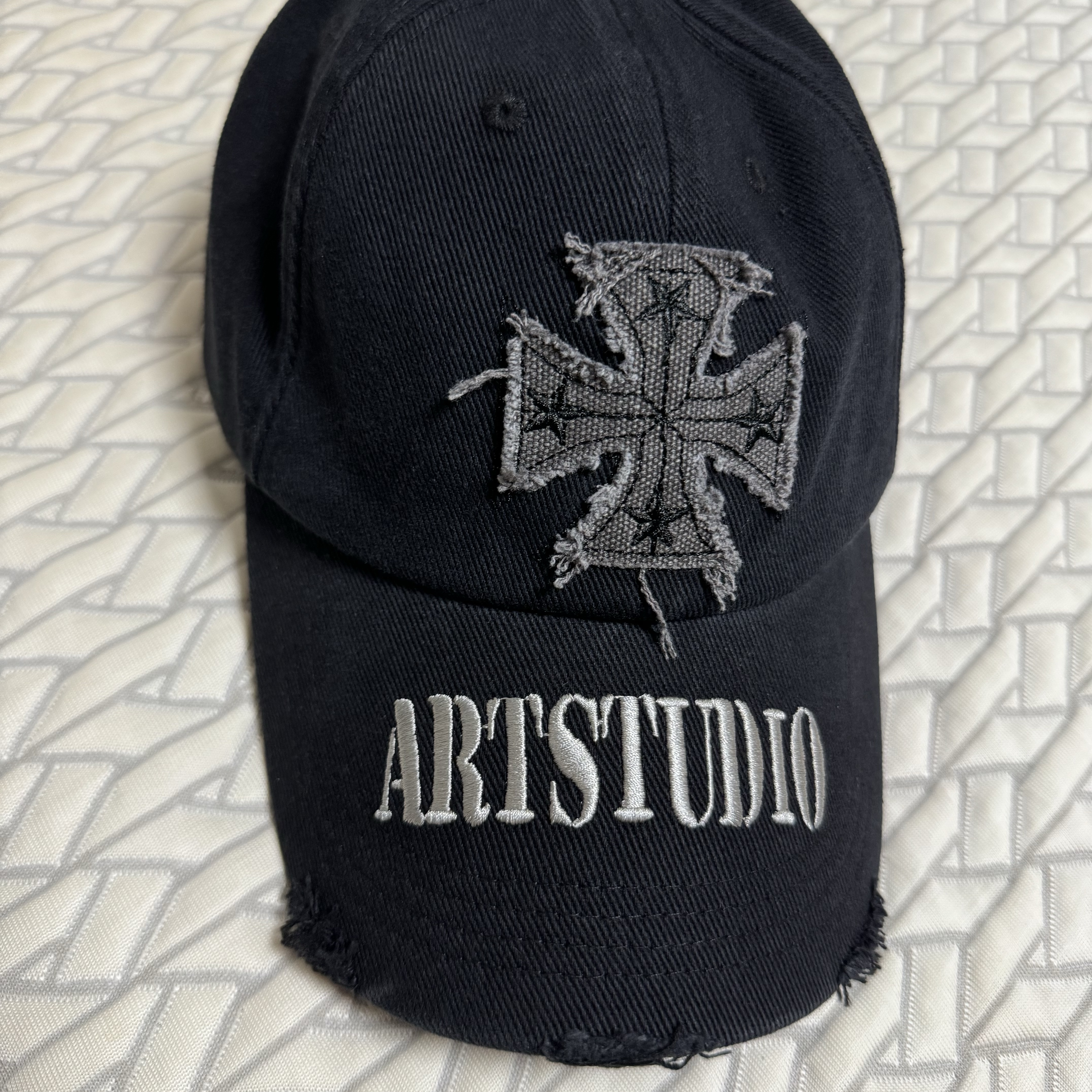 ETCE Cross Destroyed Cap Black, ETCE Cross Destroyed Cap Black 착용 스타일