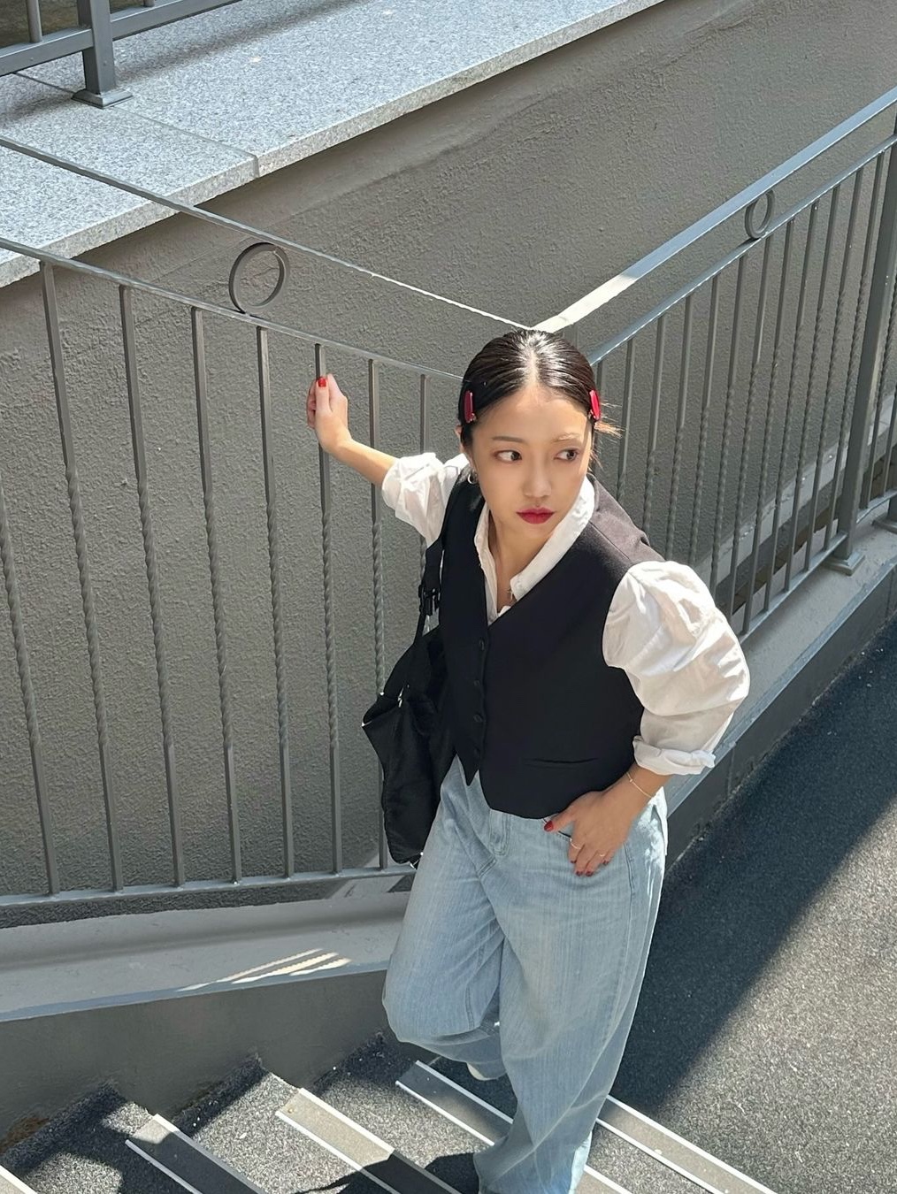 Siyazu SITP5159 Modern Layered Vest Black 착용 스타일 - 2
