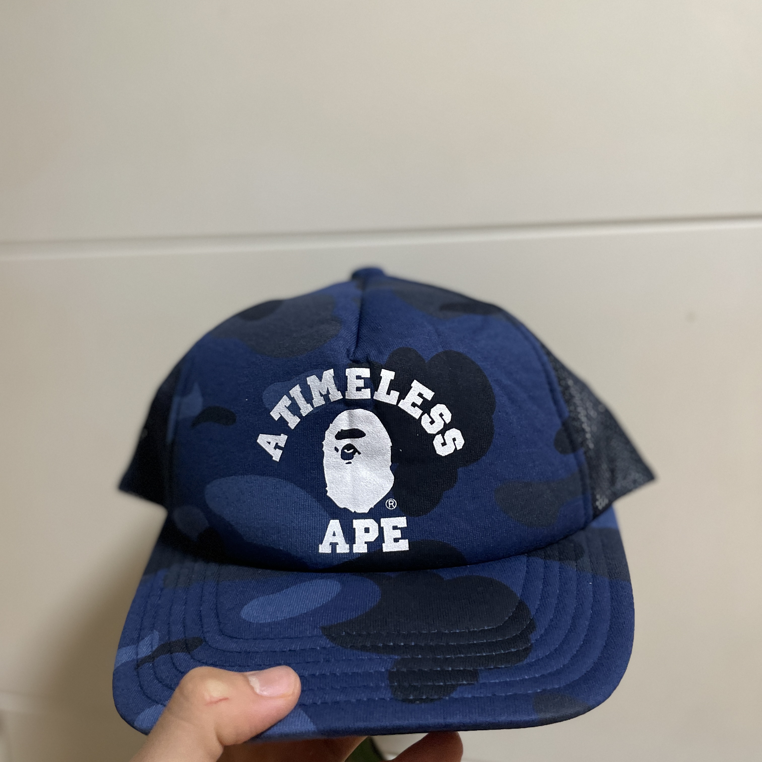 BAPE x JJJJound Color Camo College Mesh Cap Navy 착용 스타일