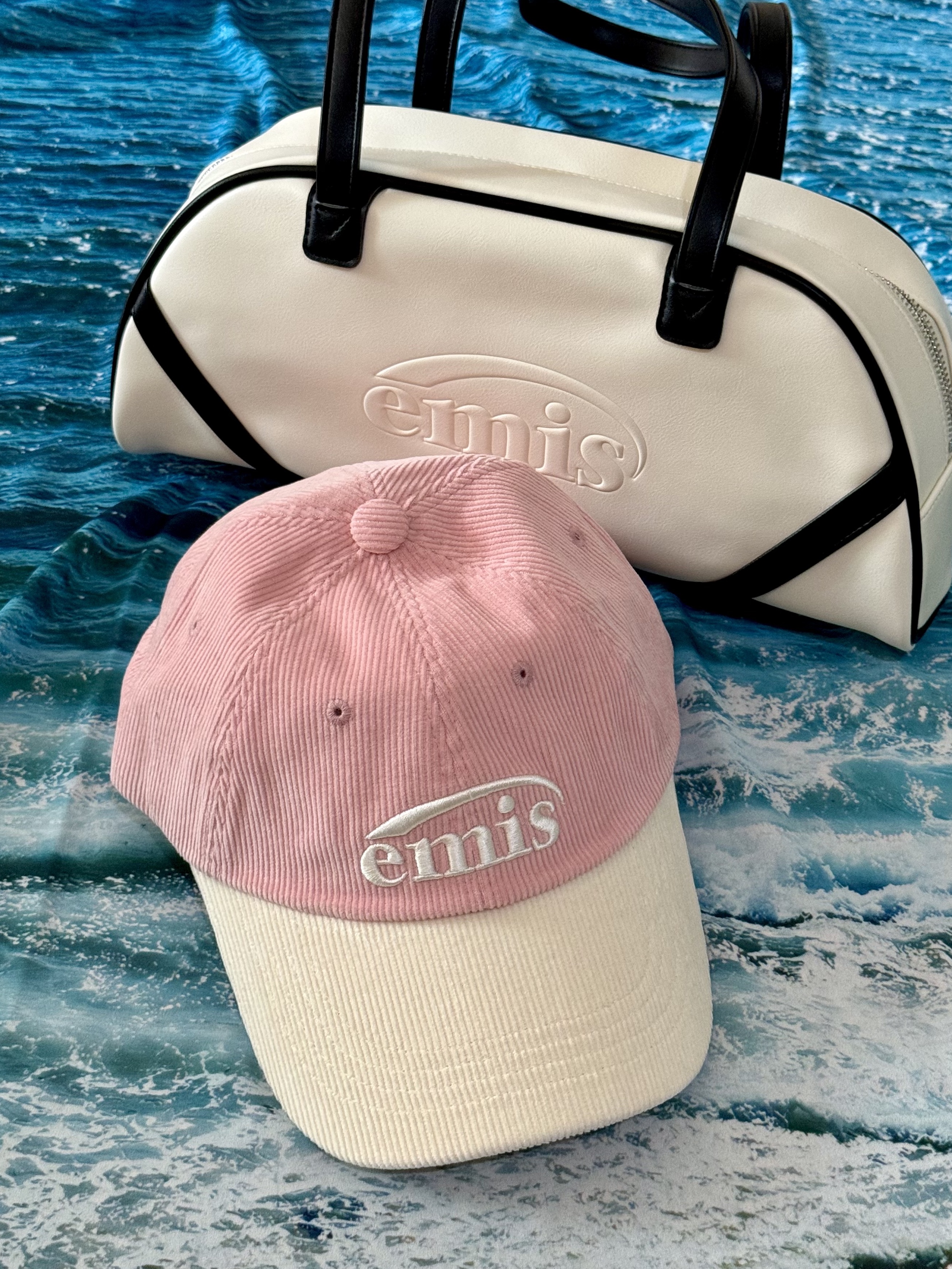 Emis Corduroy Two Tone Ball Cap Light Pink, Emis Wide Vintage Tote Bag Ivory 착용 스타일 - 1