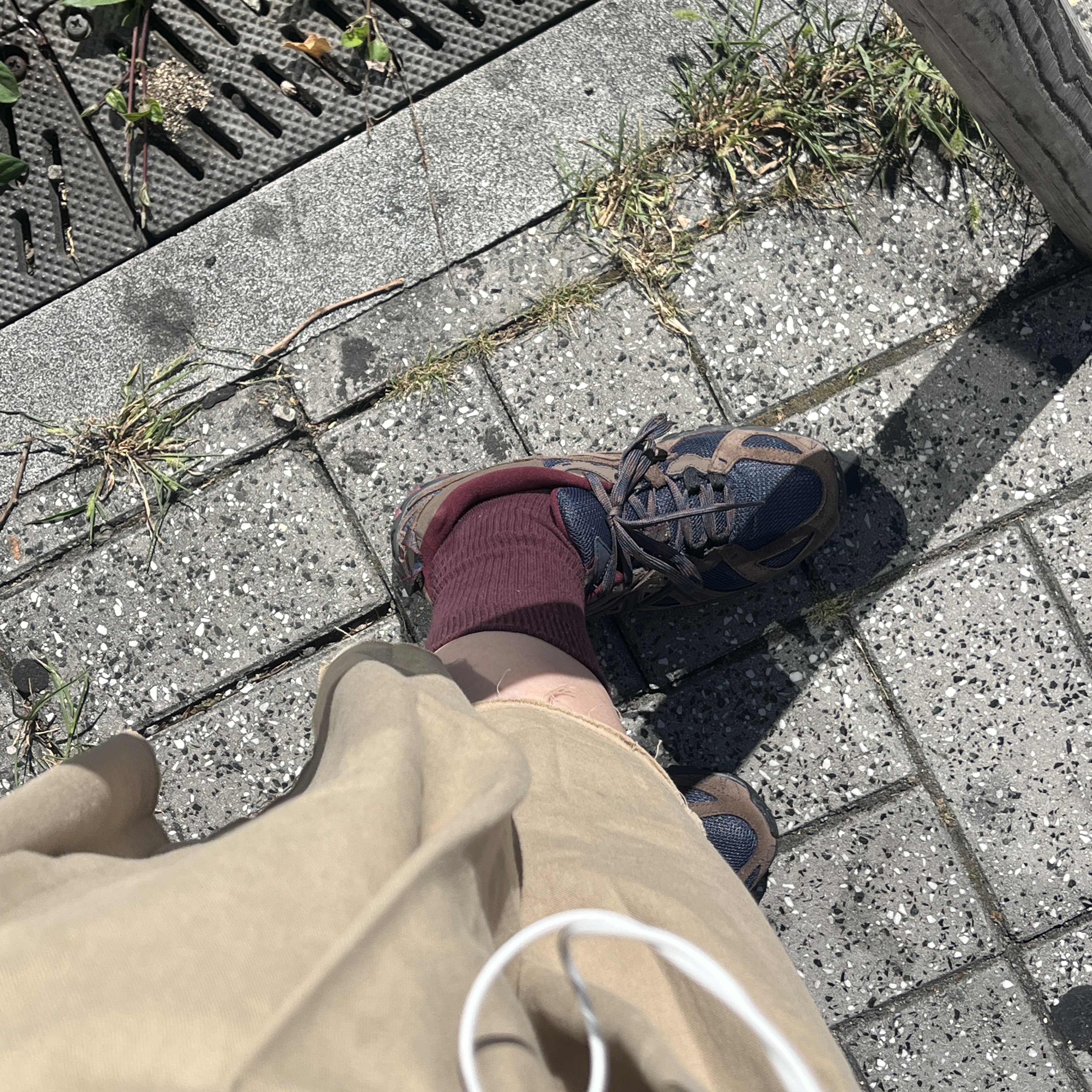 New Balance ML610T Dark Mushroom - D Standard 착용 스타일