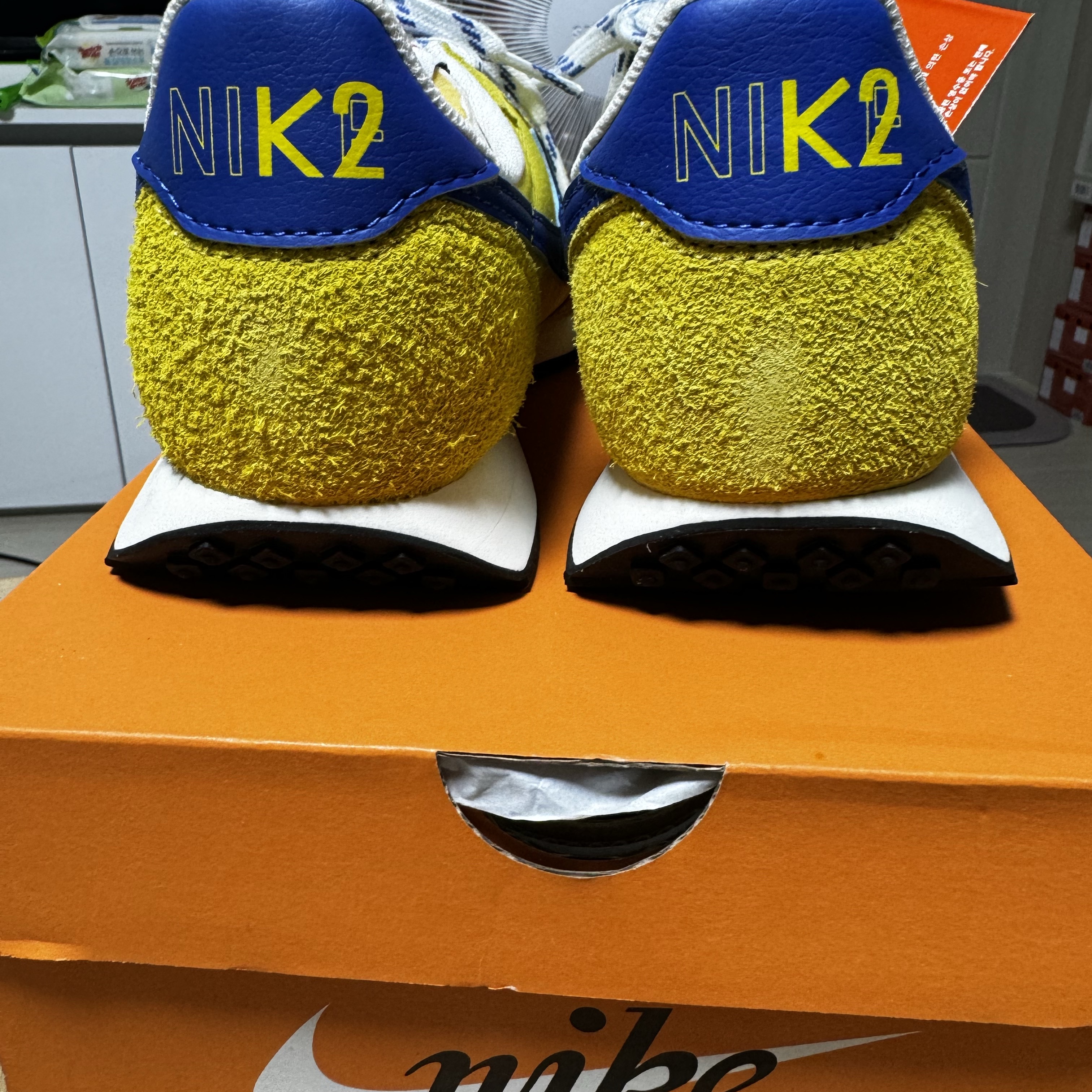 Nike Waffle Trainer 2 SD Yellow Strike 착용 스타일 - 5