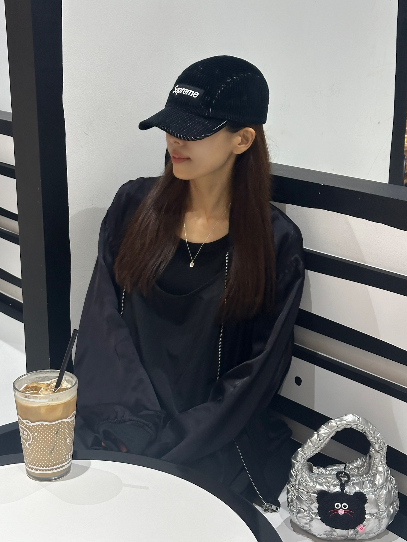 Supreme 2-Tone Corduroy Camp Cap Black - 23SS, CDG '84-85 Staff Blouson Black 착용 스타일 - 3