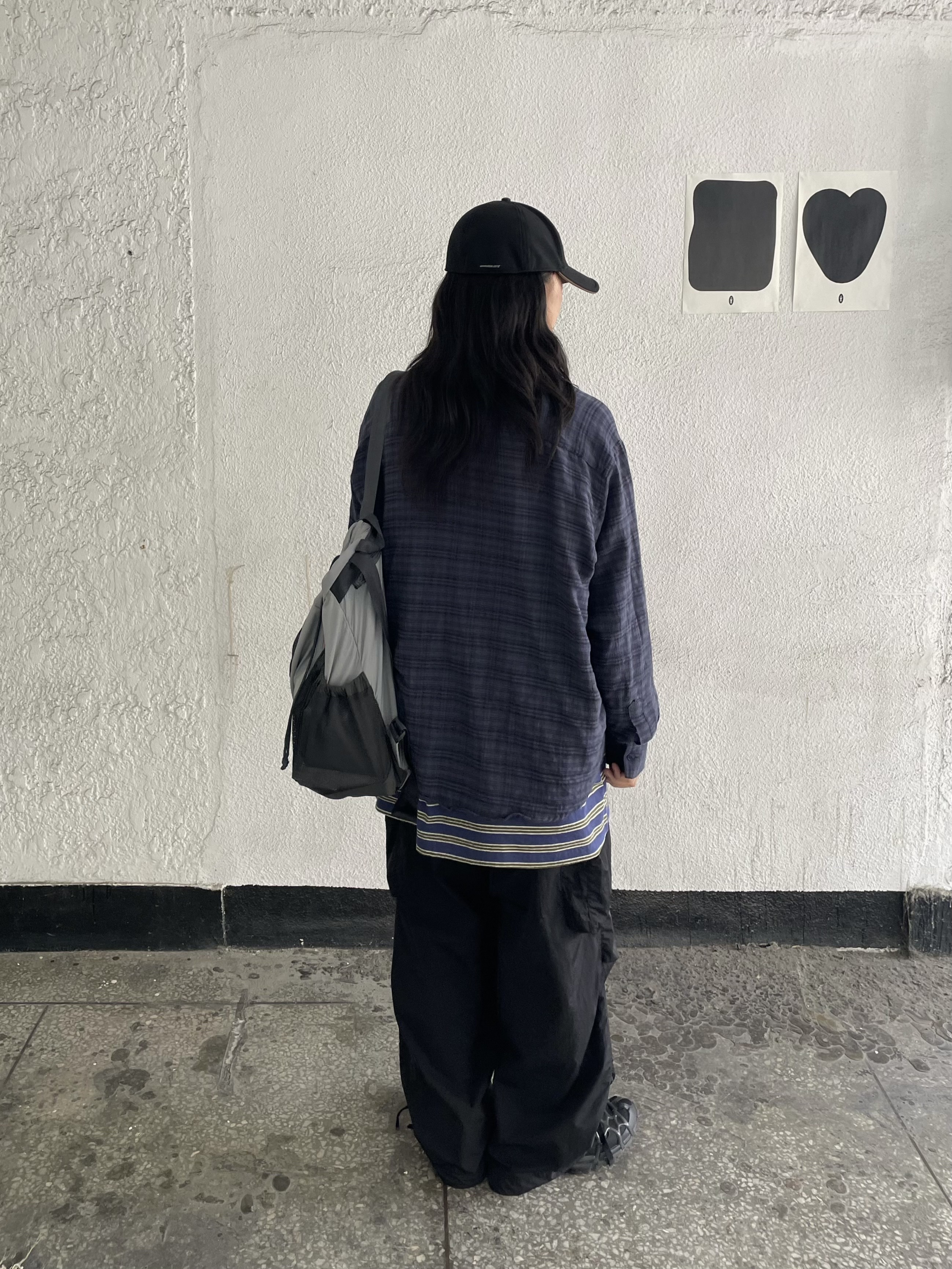 Nike Air Kukini Triple Black 착용 스타일 - 4