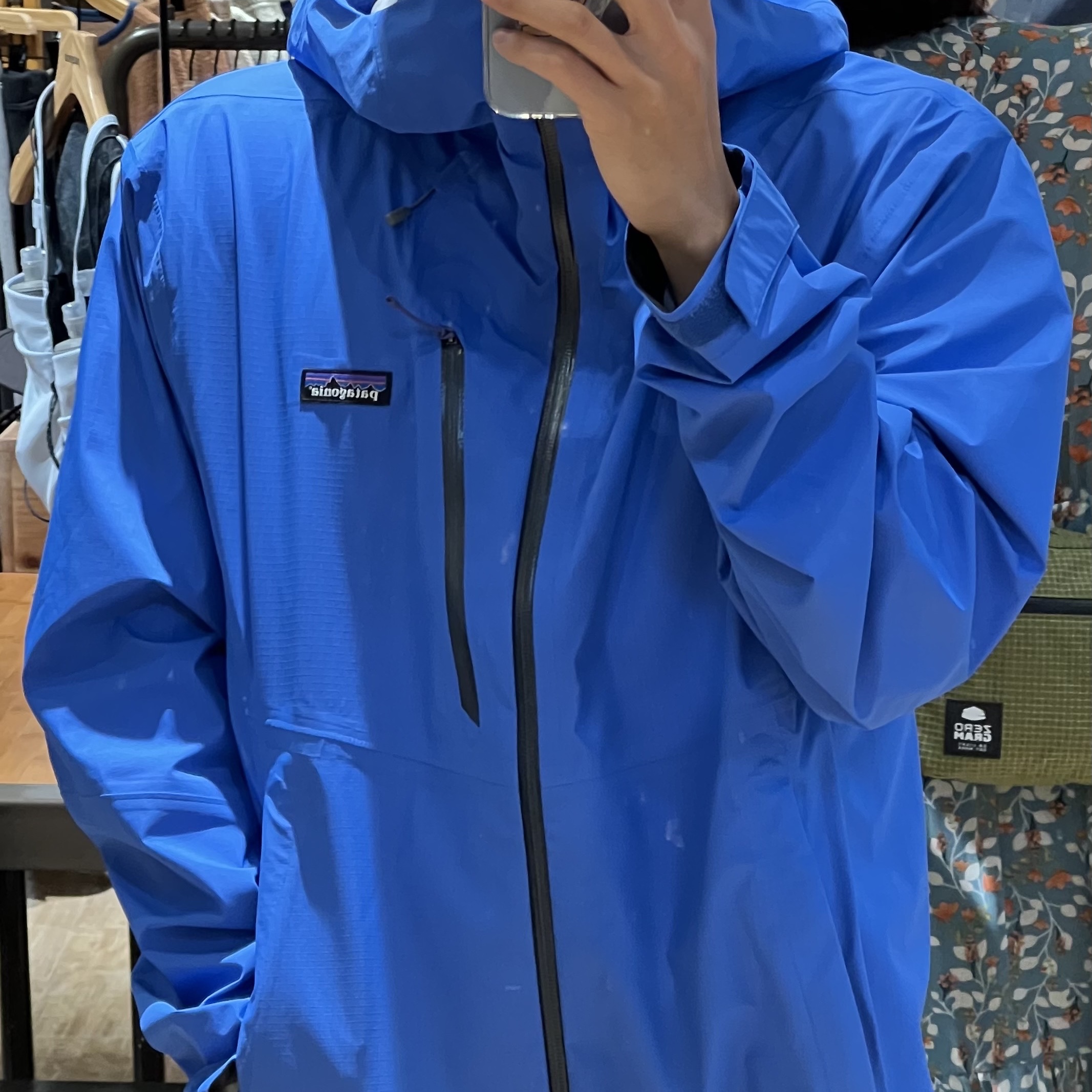 Patagonia Torrentshell 3L Jacket Black 착용 스타일 - 1