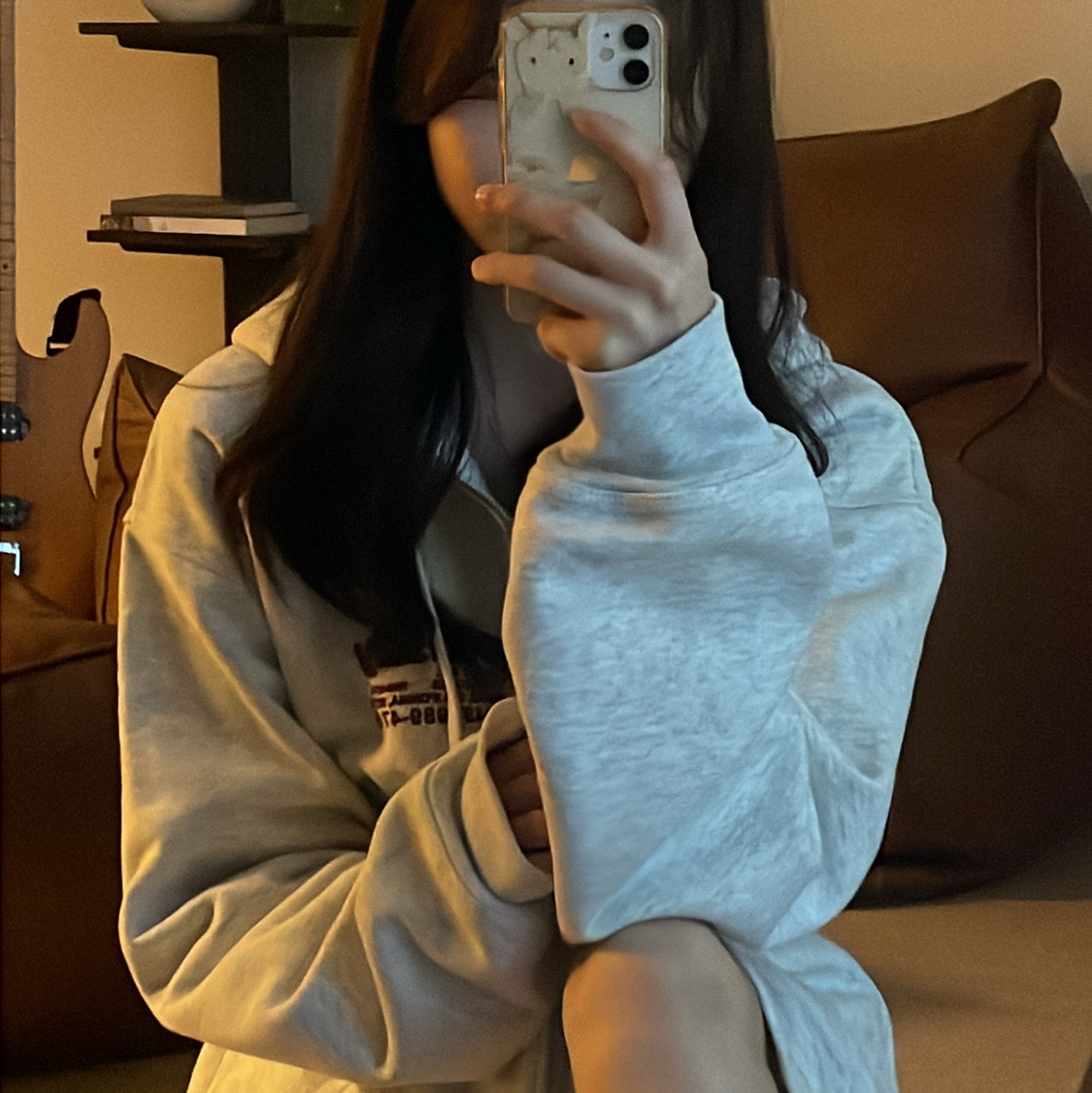 Stussy DNA Zip Hoodie Ash Heather 착용 스타일 - 2