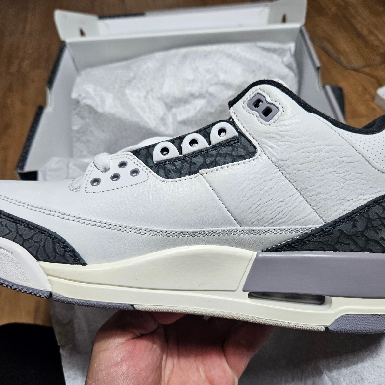 Jordan 3 Retro Cement Grey 착용 스타일 - 5