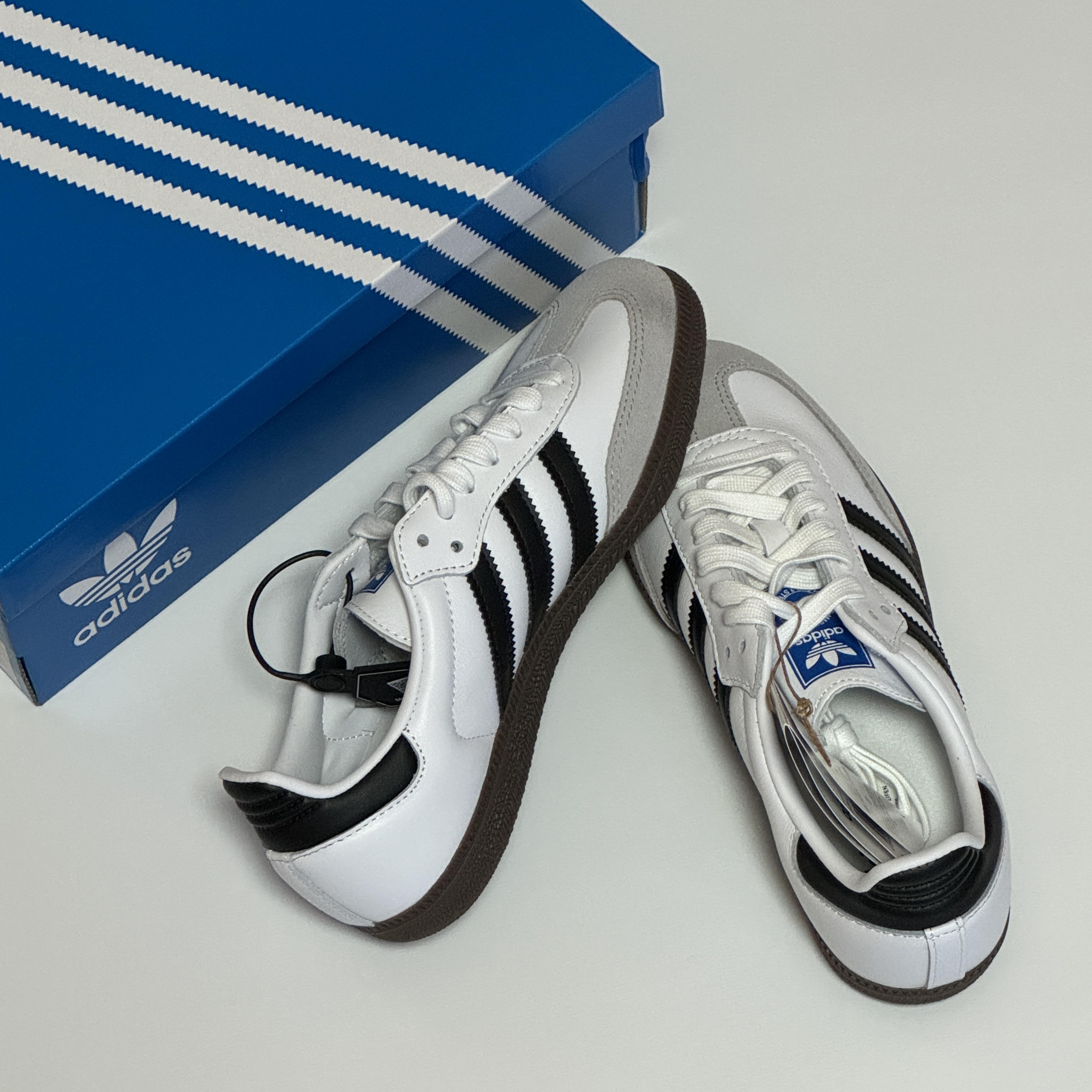 Adidas Samba OG Cloud White 착용 스타일