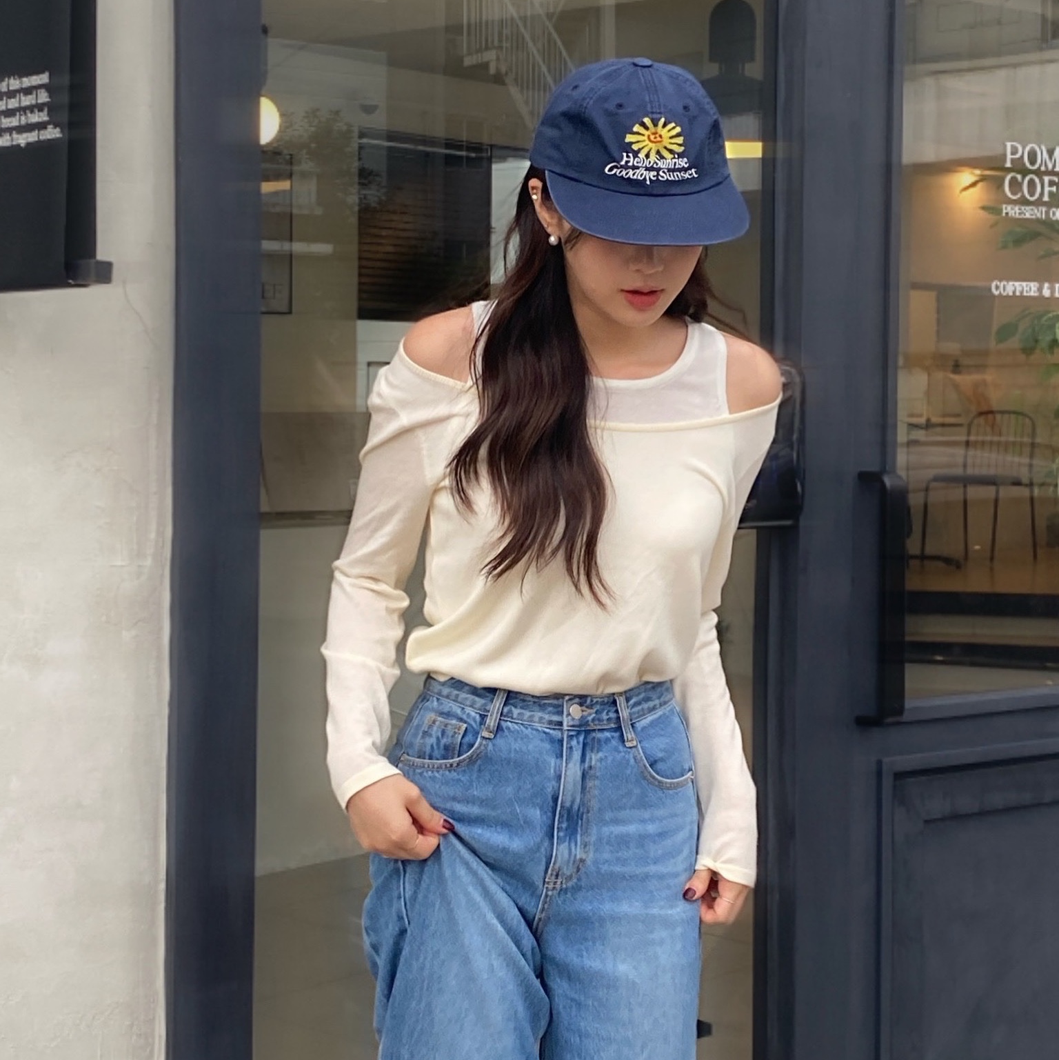HS x Hank Relaxed Fit Cap Navy 착용 스타일 - 1