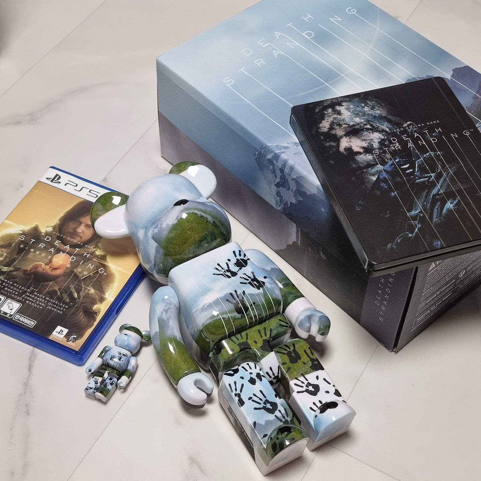PlayStation 5 Death Stranding Director's Cut, Bearbrick Death Stranding 100% & 400% Set 착용 스타일 - 1
