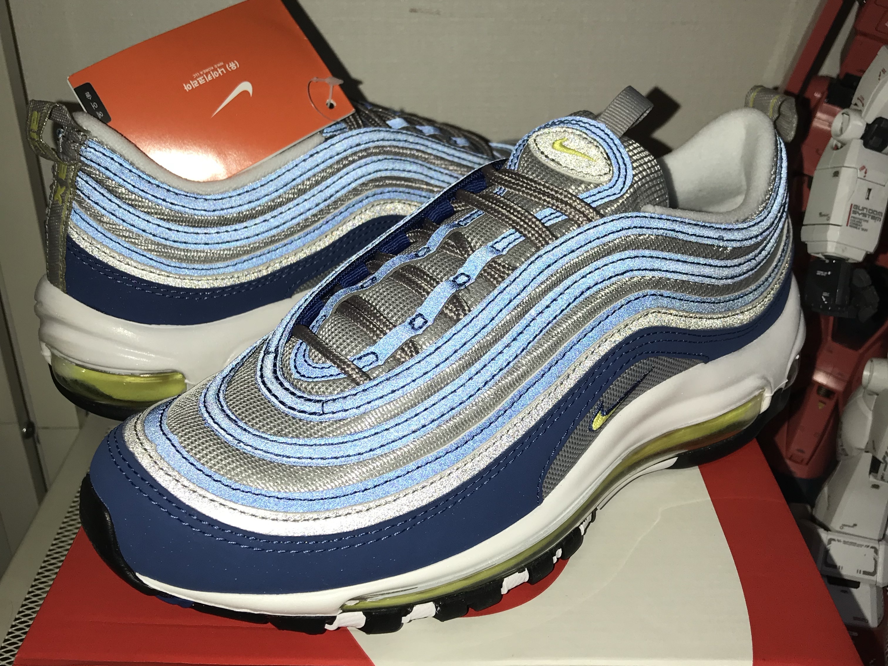Nike Air Max 97 OG Royal Neon 착용 스타일 - 2