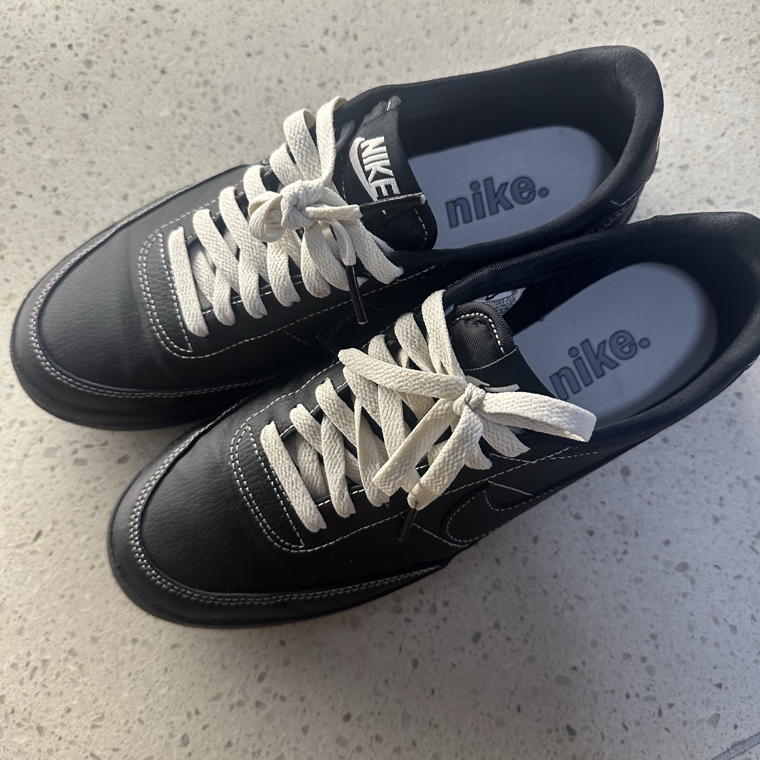 Nike Killshot 2 Black Phantom 착용 스타일