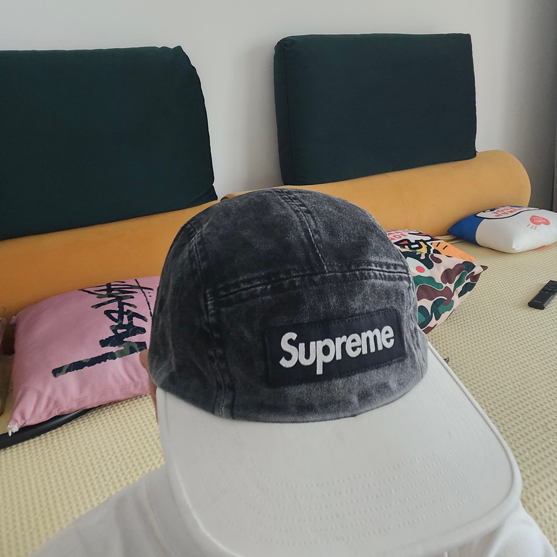 Supreme Pigment 2-Tone Camp Cap Black - 24SS 착용 스타일