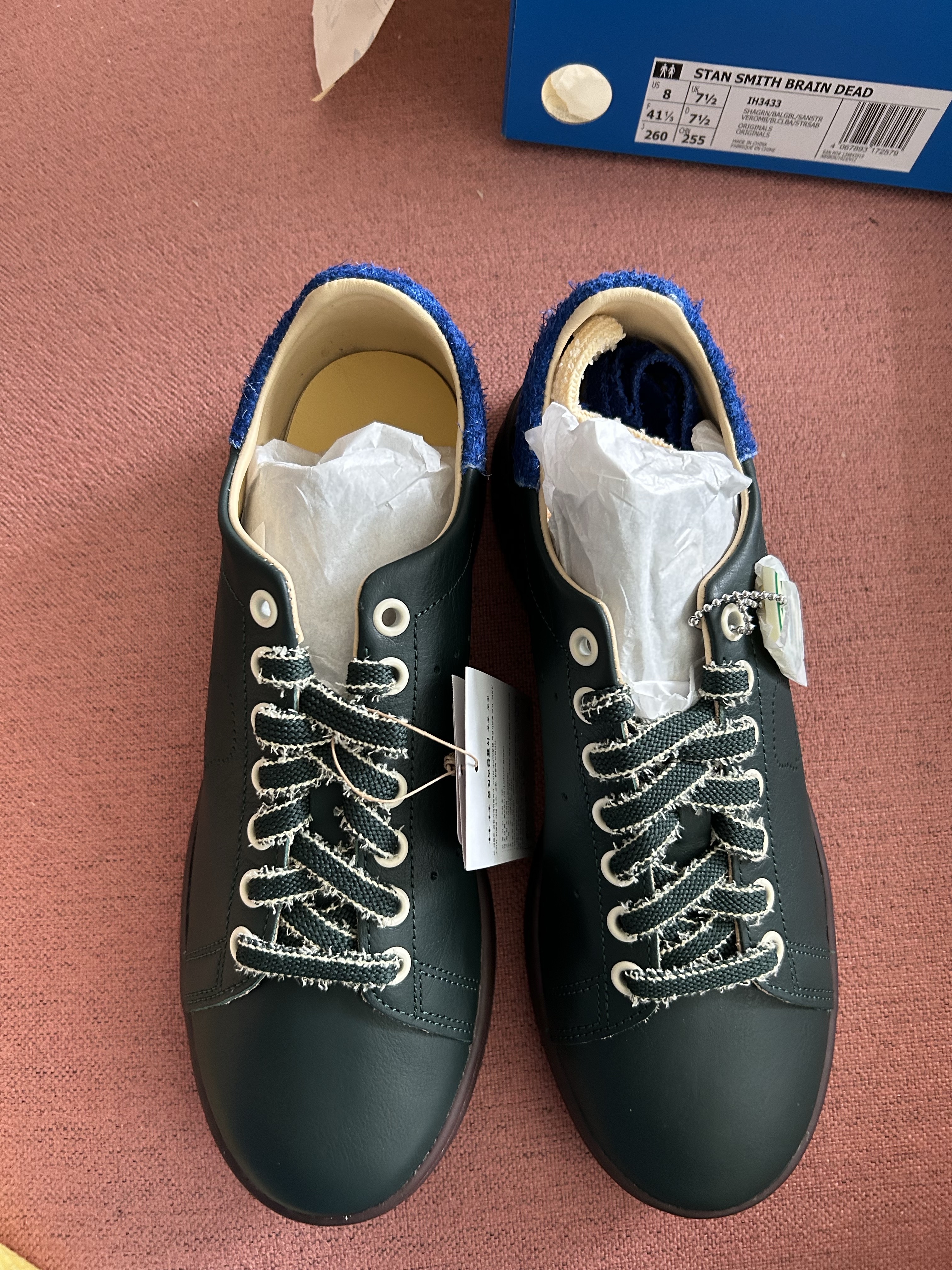 Adidas x Brain Dead Stan Smith Shadow Green Bahia Light Blue 착용 스타일