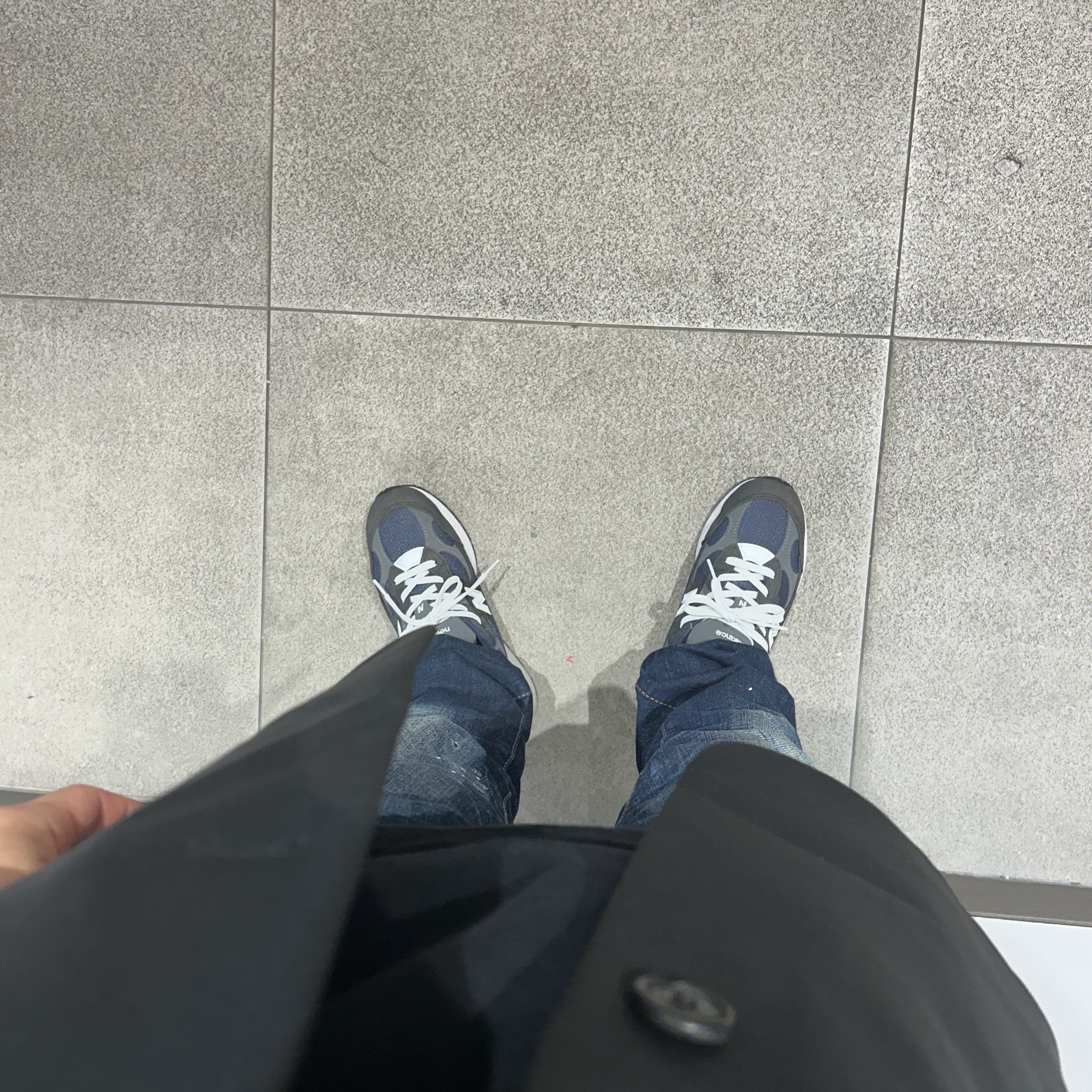 New Balance 992 Made in USA Navy, Zara x Ader Error Oversize Blazer Black 착용 스타일