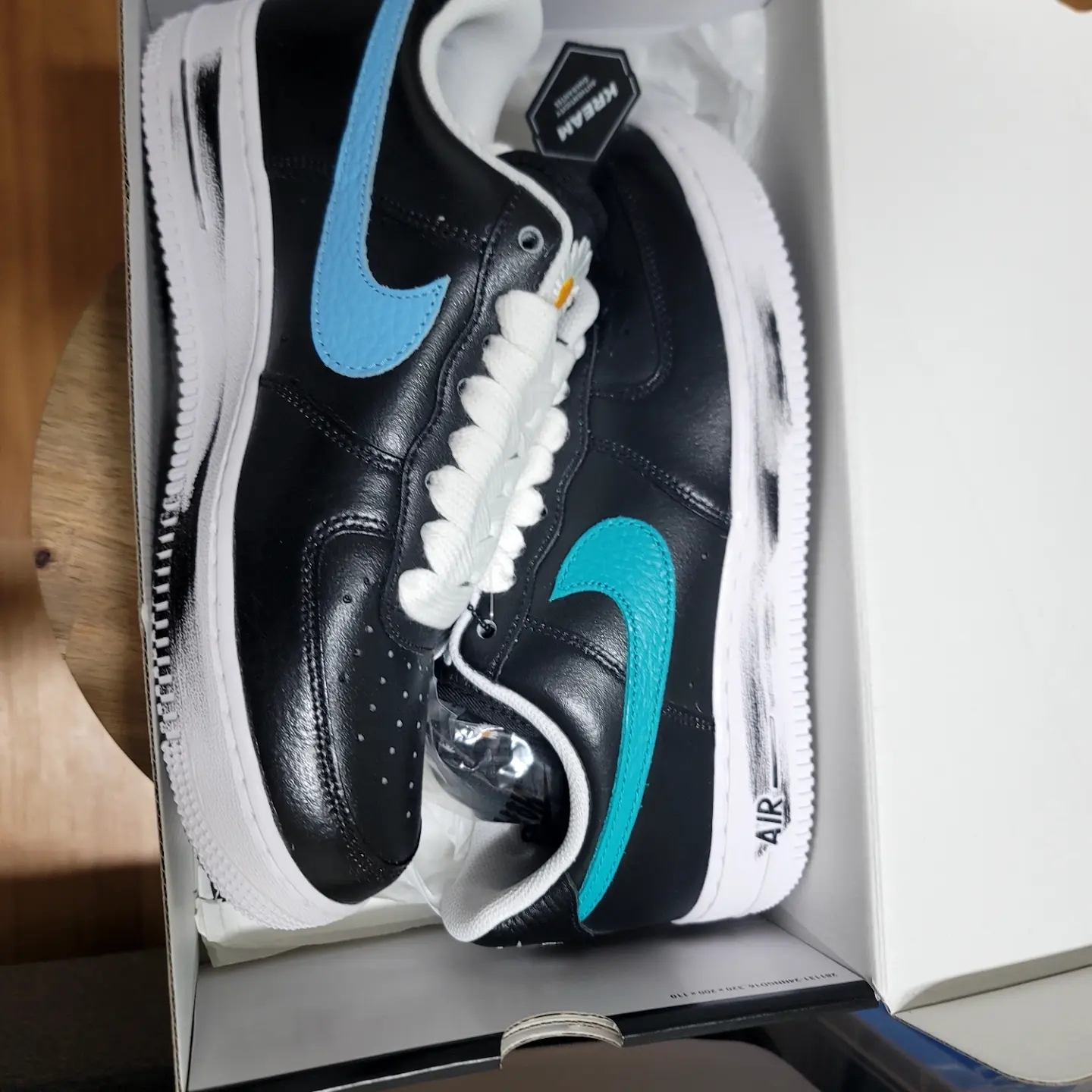 Nike x Peaceminusone Air Force 1 Low Para-Noise 3.0 Black and Multicolor 착용 스타일 - 3