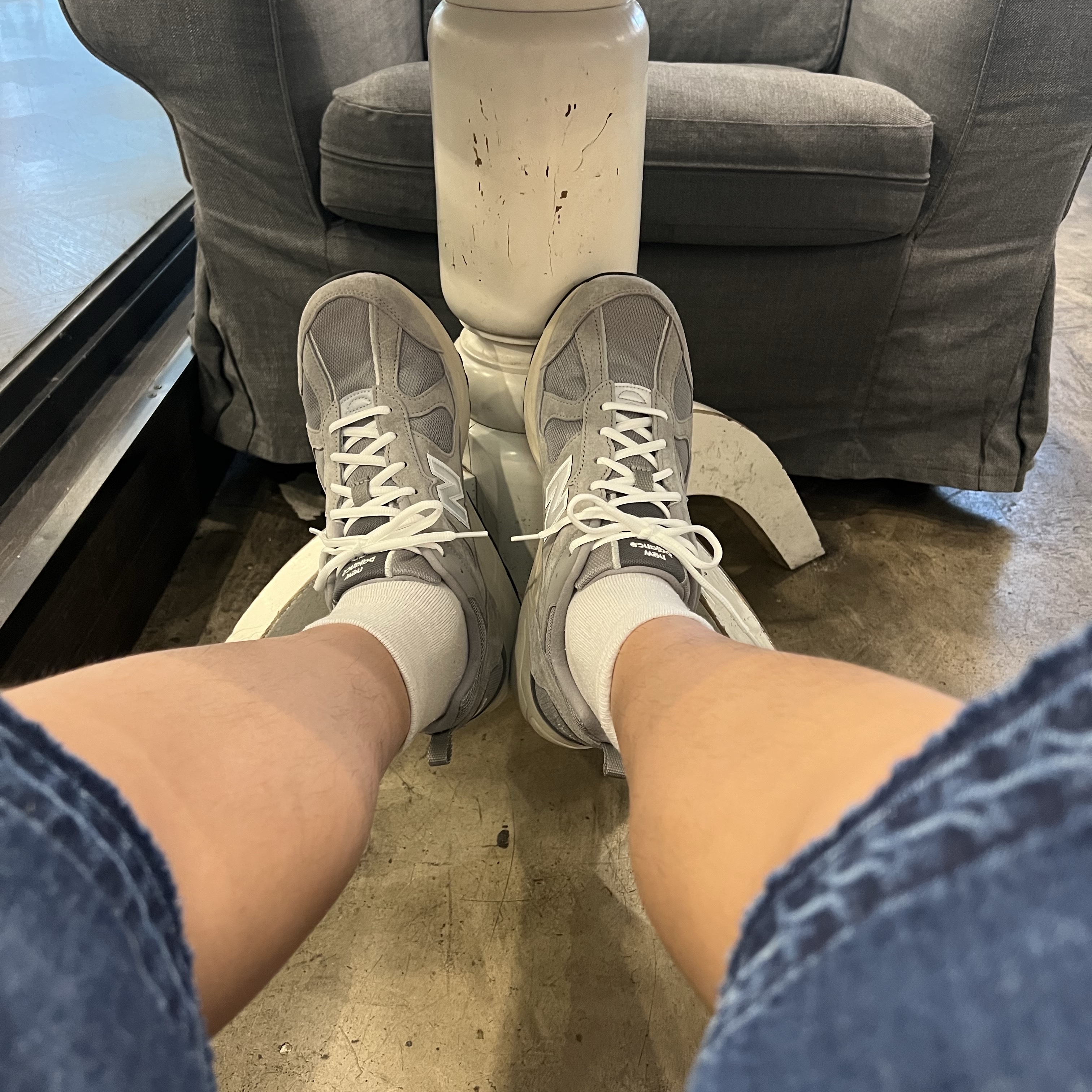 New Balance 878 Gray 착용 스타일