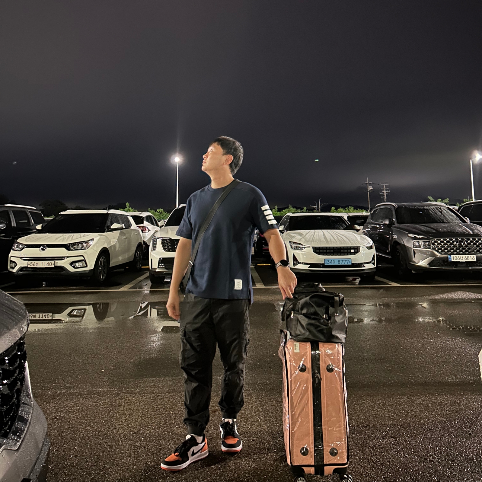 Thom Browne Cotton 4-Bar Short Sleeve Striped T-Shirt Navy, Jordan 1 Low Golf Starfish 착용 스타일