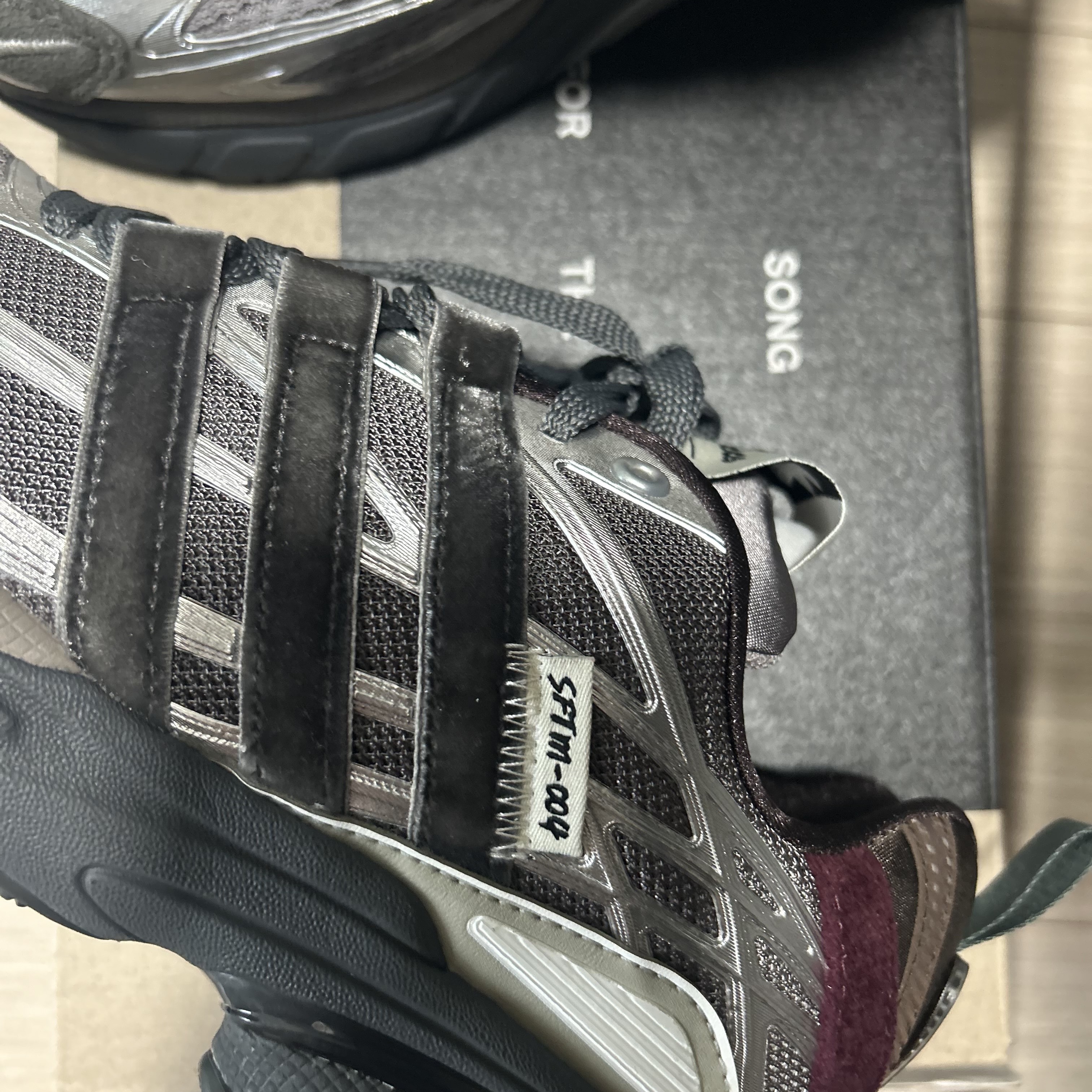 Adidas x Song for the Mute Adistar Cushion Taupe Metallic Granite ์ฐฉ์ฉ ์คํ์ผ - 2