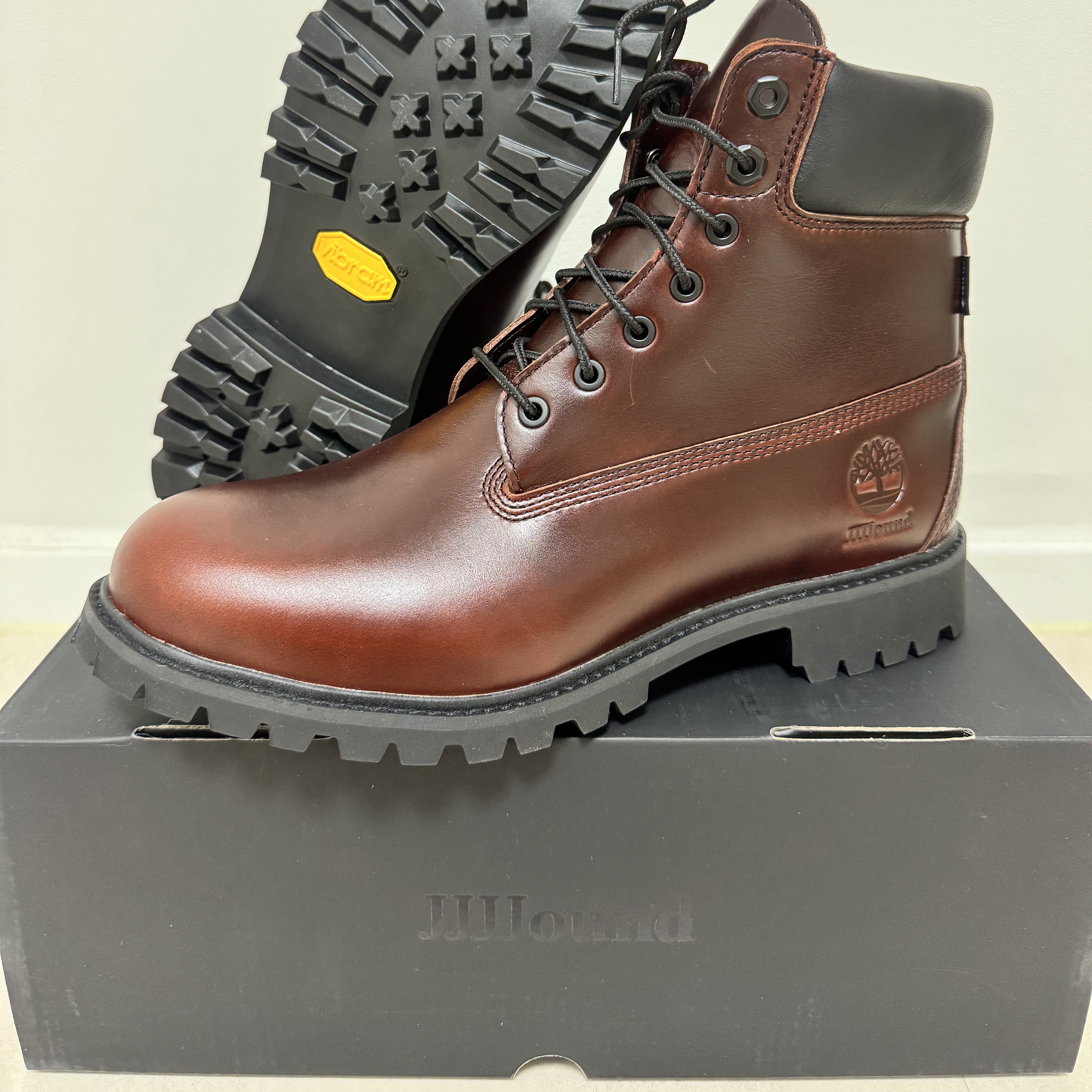 Timberland x JJJJound Premium 6 Inch Waterproof Boot Brown - Wide 착용 스타일 - 4