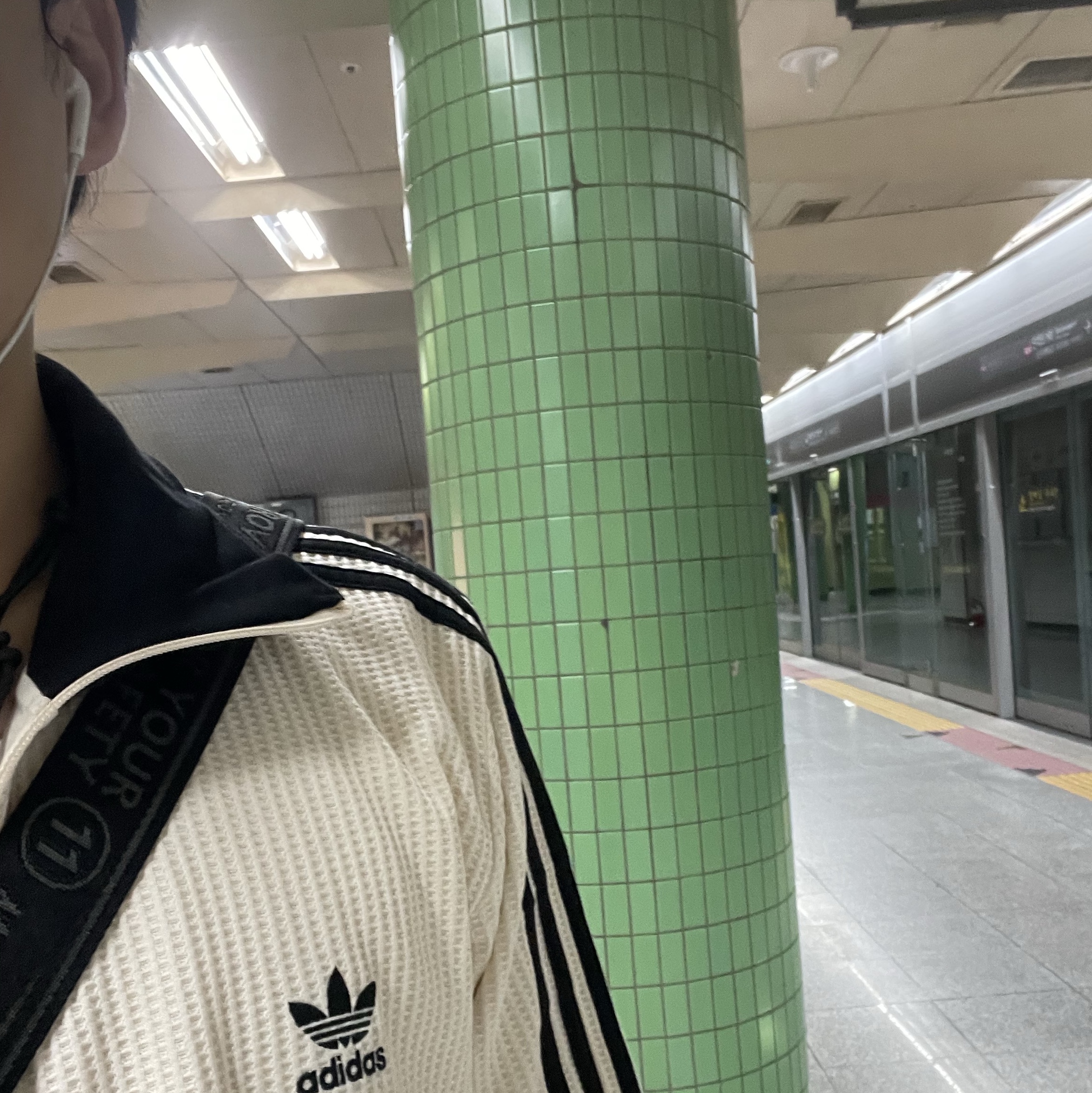Adidas Waffle Beckenbauer Track Top Wonder White - KR Sizing 착용 스타일