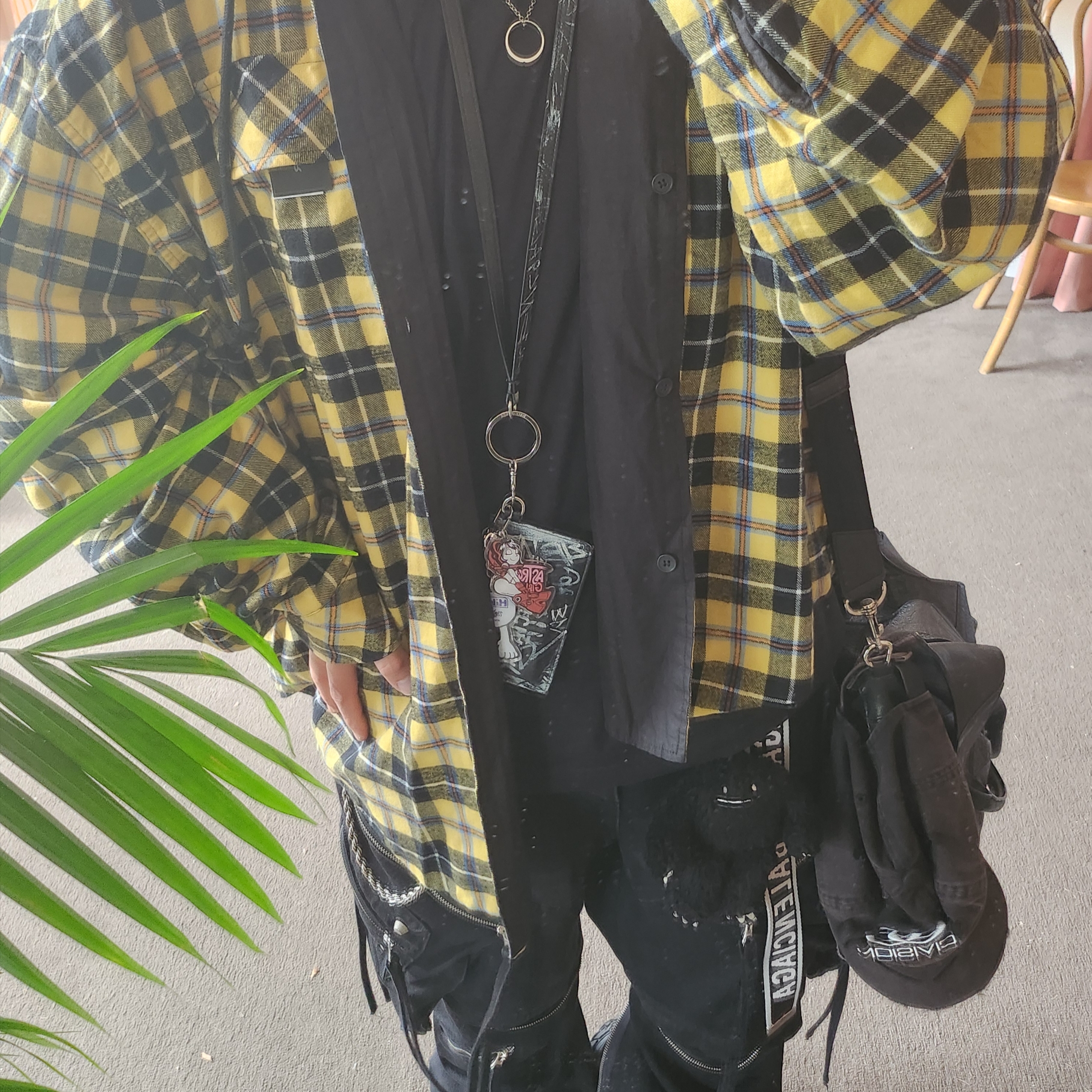 Project G/R Reversible Hoodie Check Shirts Black Yellow, Balenciaga 10XL Sneakers Black 착용 스타일 - 4
