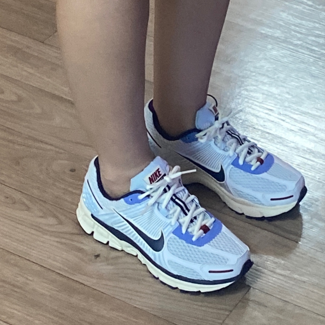 (W) Nike Zoom Vomero 5 Blue Tint Purple Ink 착용 스타일