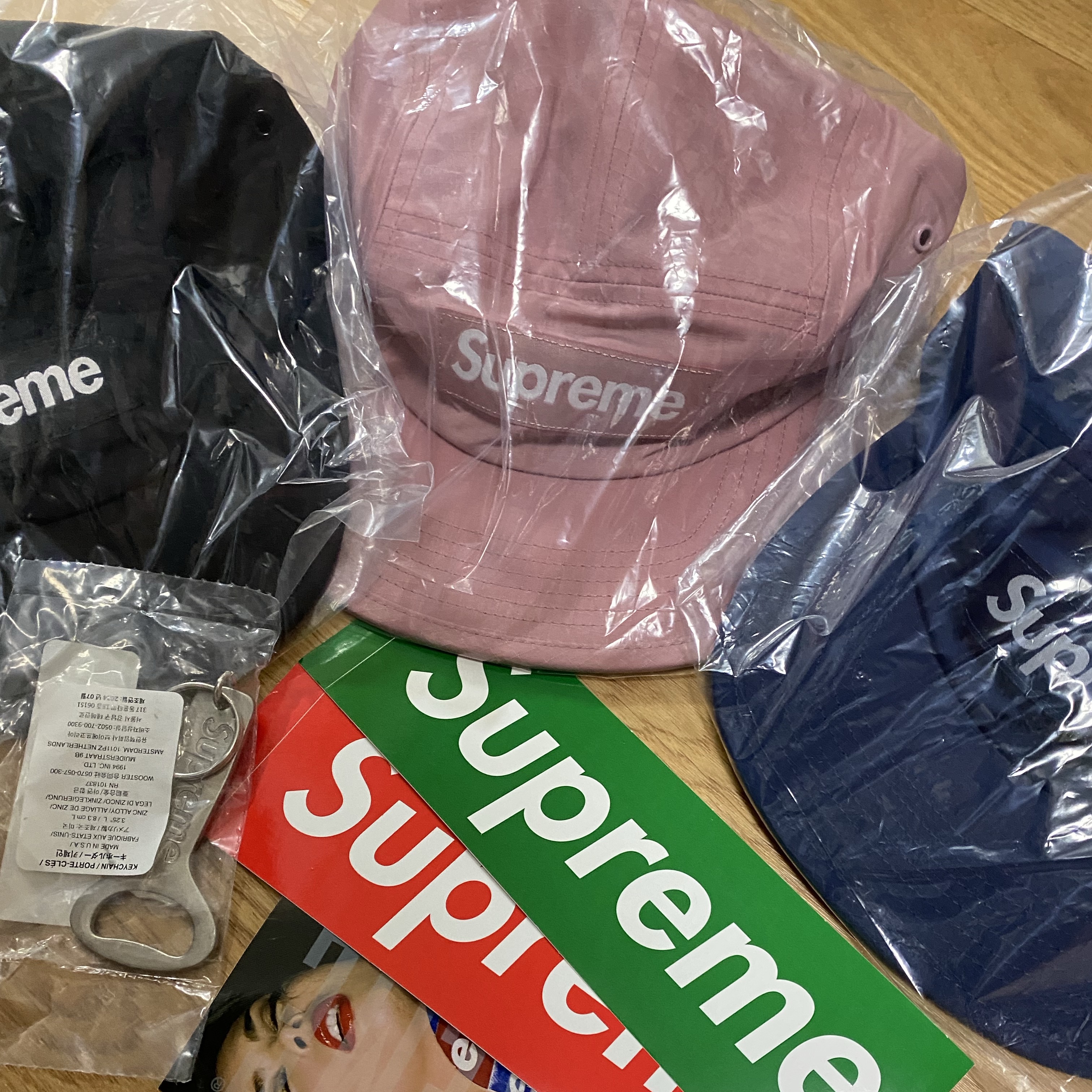 Supreme Waxed Ripstop Camp Cap Light Pink - 24FW, Supreme Waxed Ripstop Camp Cap Navy - 24FW 착용 스타일