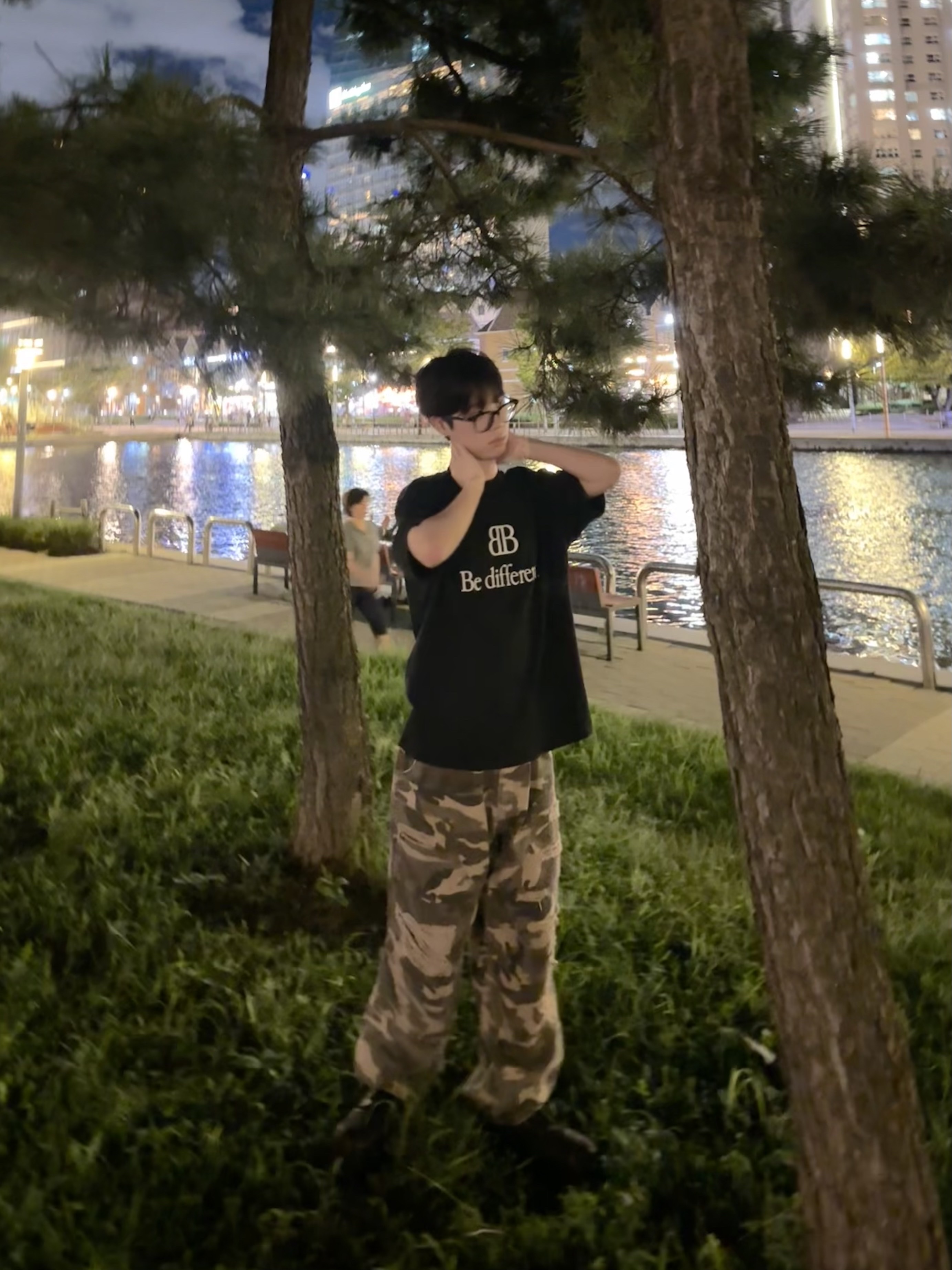 ETCE Double Knee Destroyed Pants Vintage Camo 착용 스타일 - 1