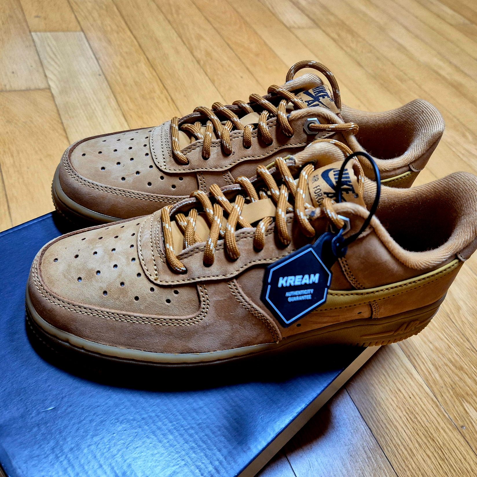 (W) Nike Air Force 1 '07 WB Flax Wheat 착용 스타일