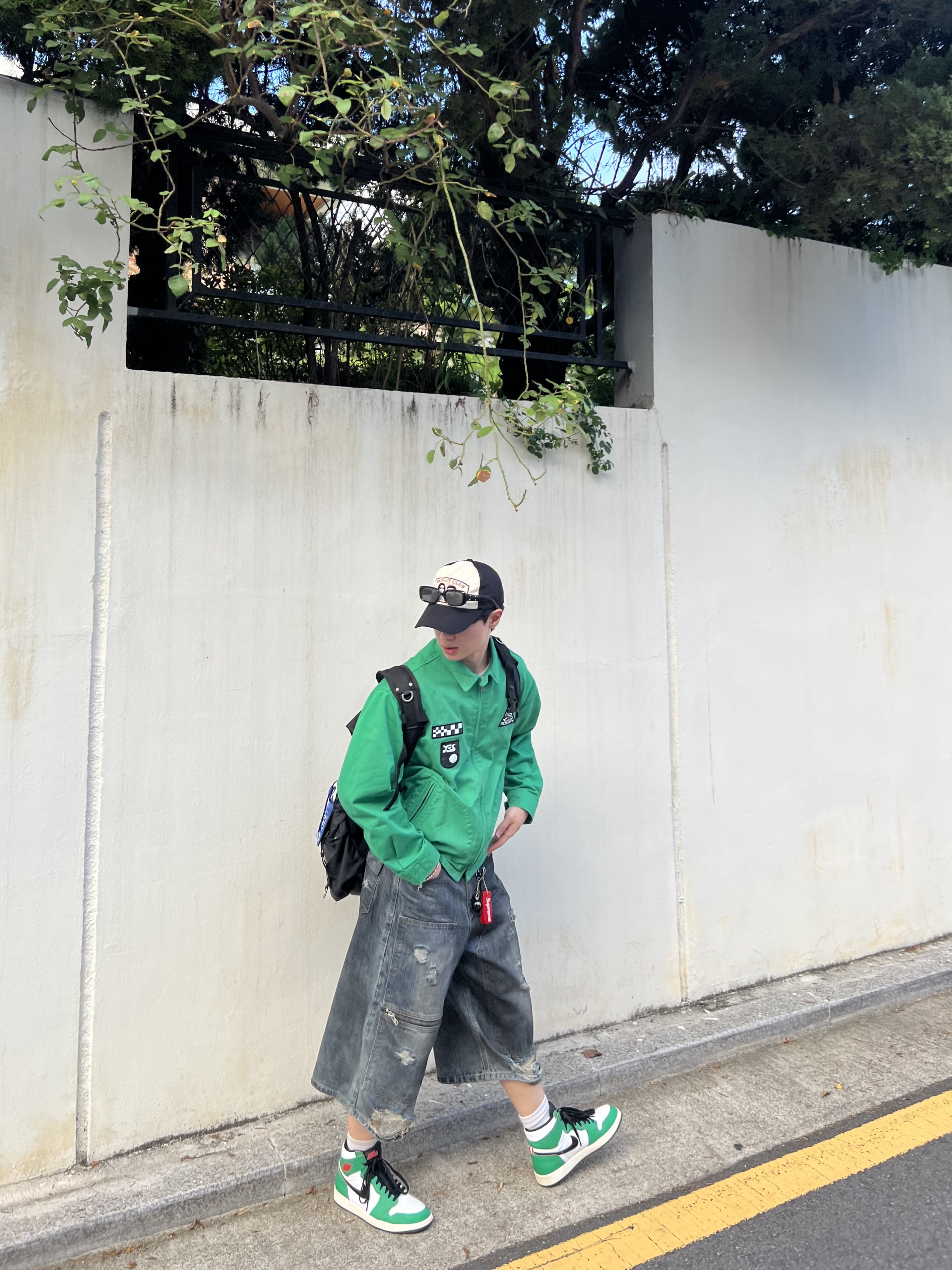 Gentle Monster x Maison Margiela MM106 Black Black, (W) Jordan 1 Retro High OG Lucky Green ์ฐฉ์ฉ ์คํ์ผ - 5