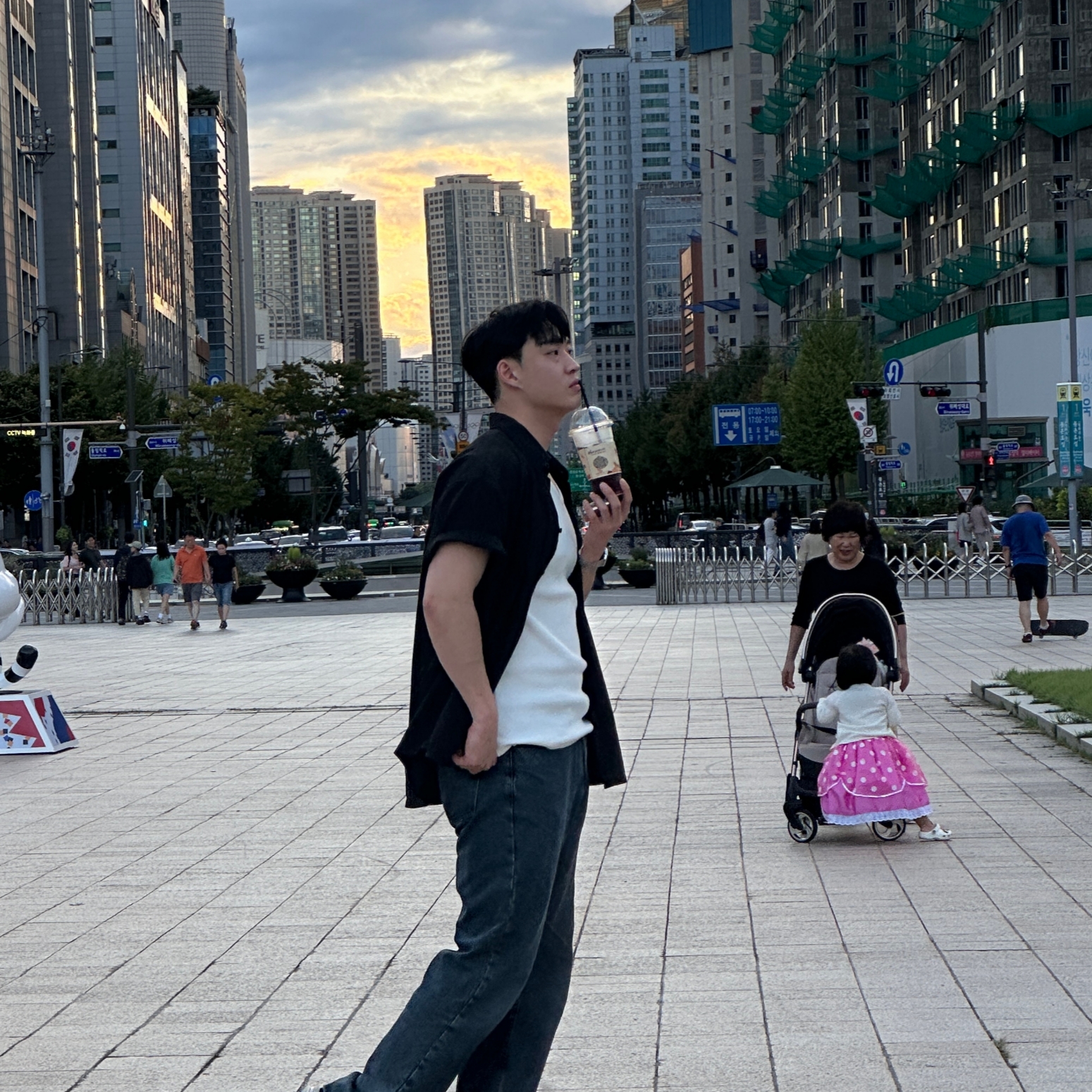 Millo Archive Original Cotton T-Shirts White 착용 스타일