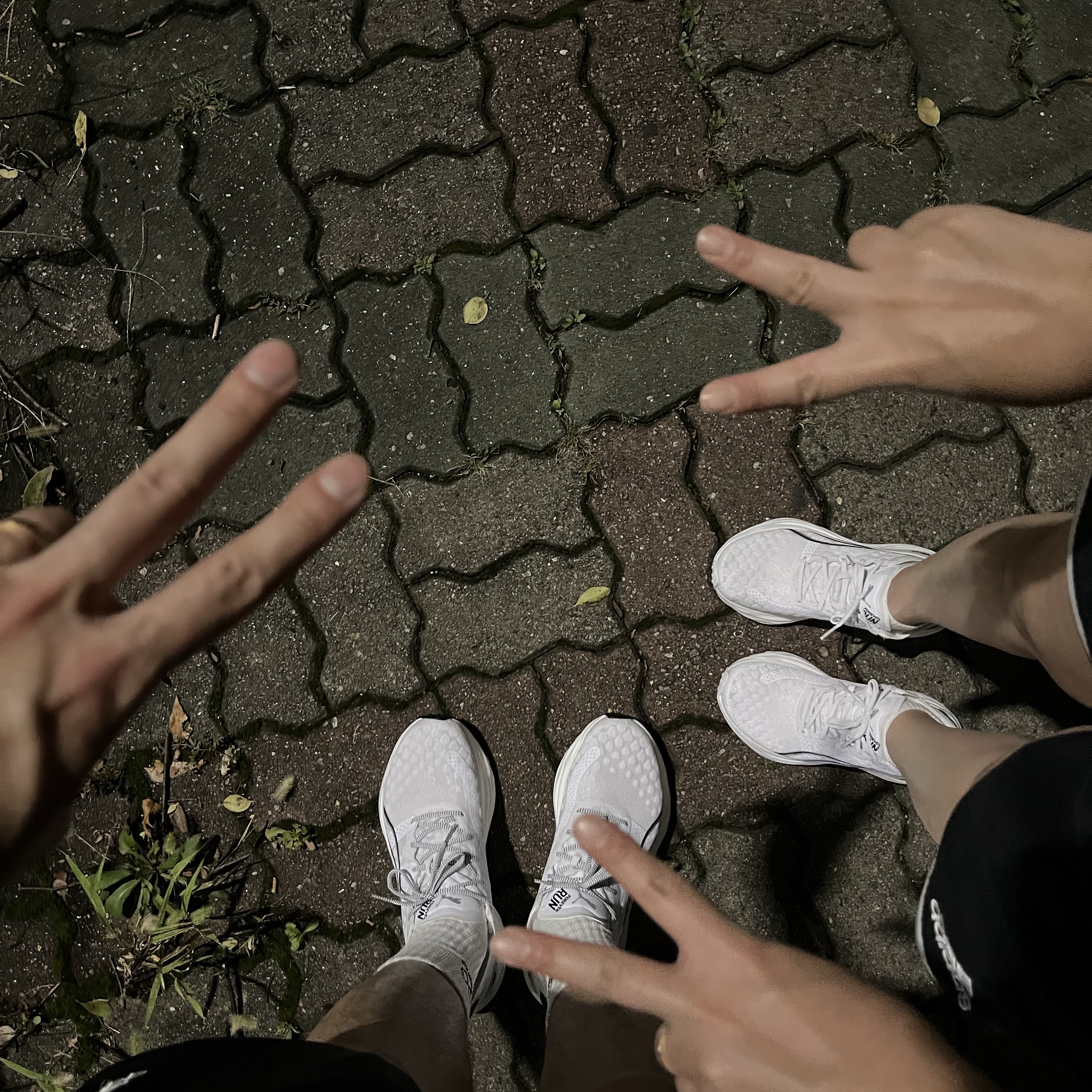 Puma Foreverrun Nitro White Black 착용 스타일