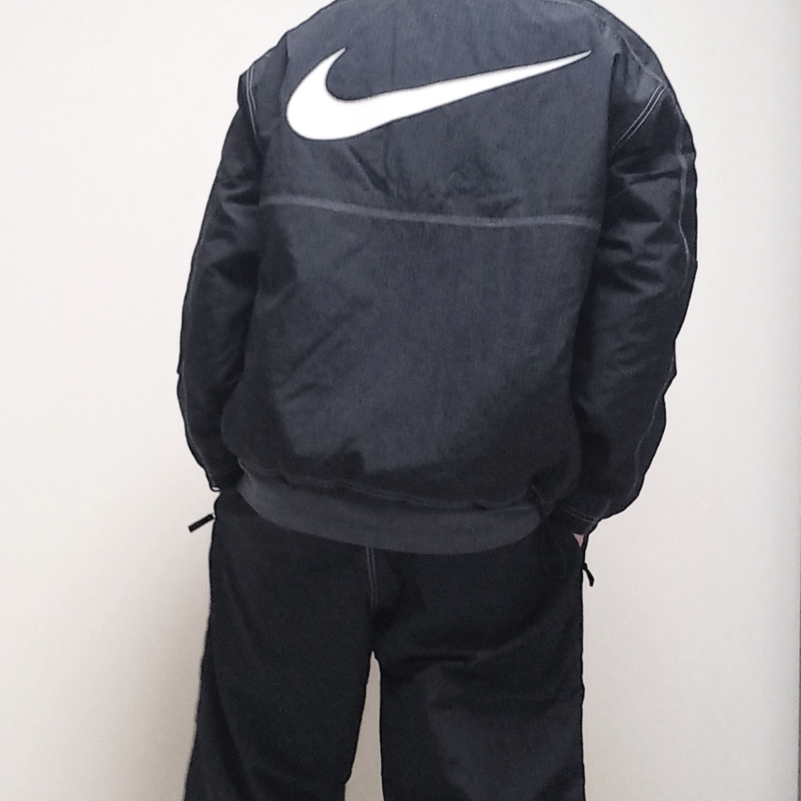 Supreme x Nike Ripstop Pullover Black - 24SS, Supreme x Nike Ripstop Track Pants Black - 24SS 착용 스타일 - 3