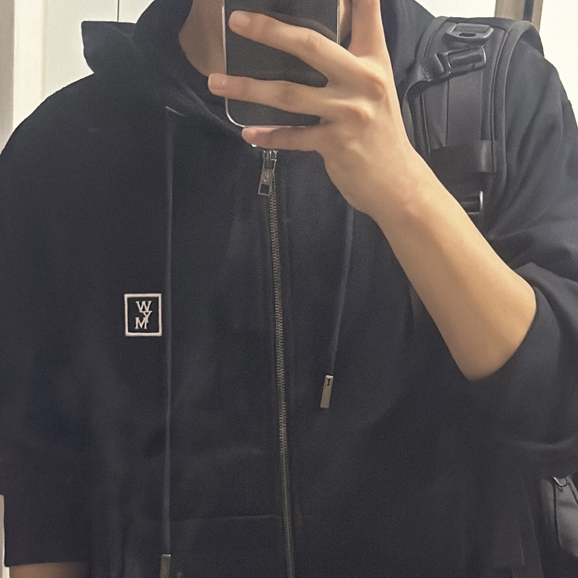 Wooyoungmi Back Logo Hooded Zip-Up Black - 24SS 착용 스타일 - 1