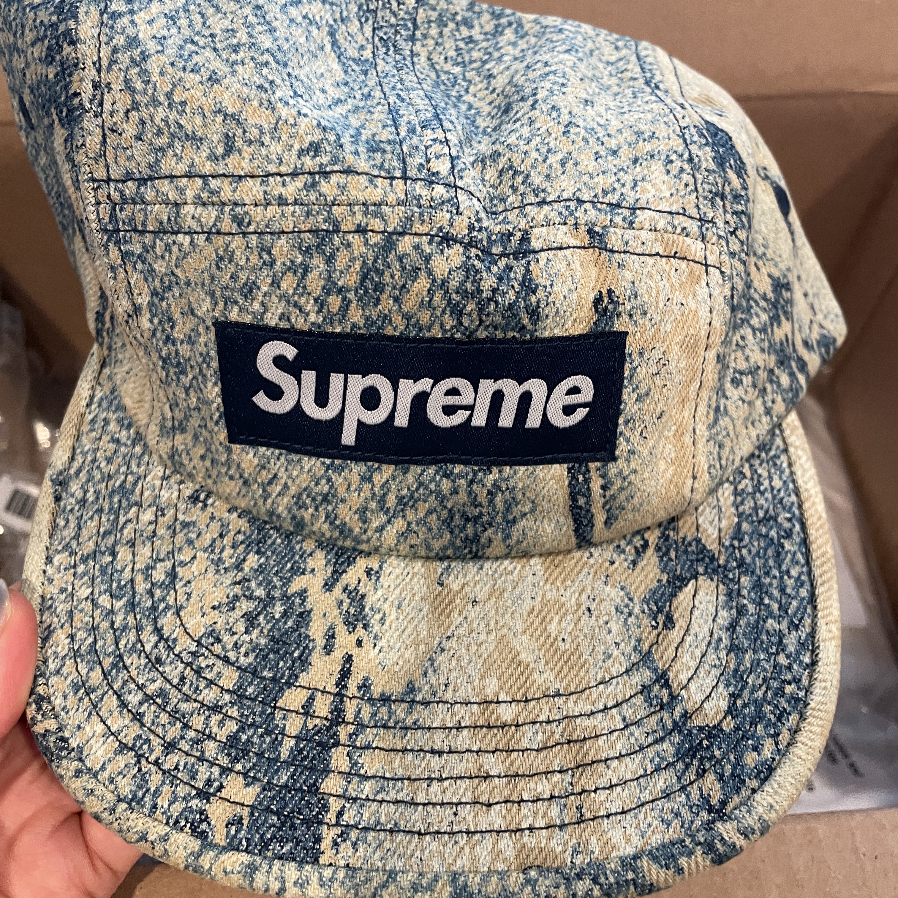 Supreme Denim Camp Cap Black - 24FW, Supreme Denim Camp Cap Snake - 24FW 착용 스타일 - 4