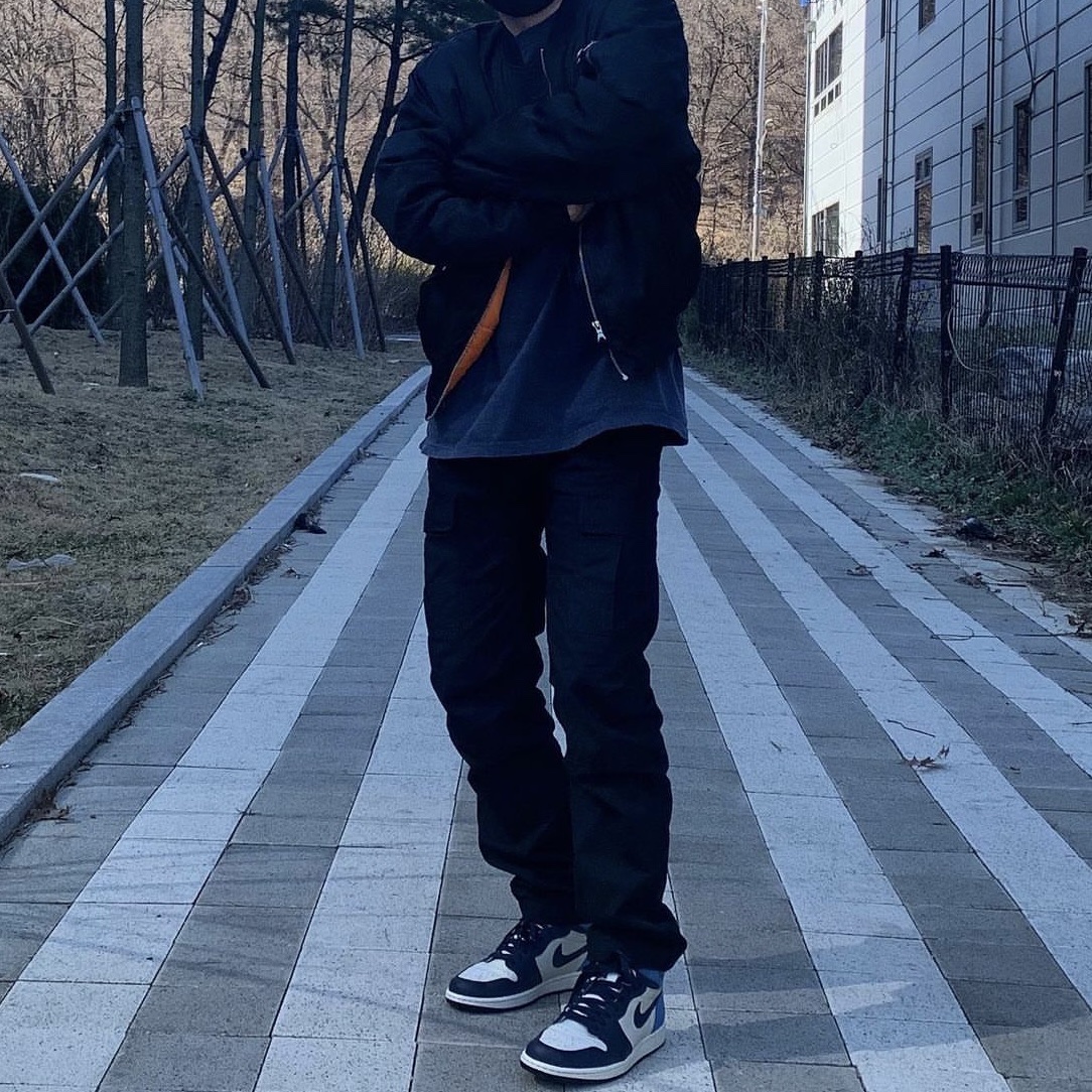 Jordan 1 Retro High Obsidian UNC 착용 스타일