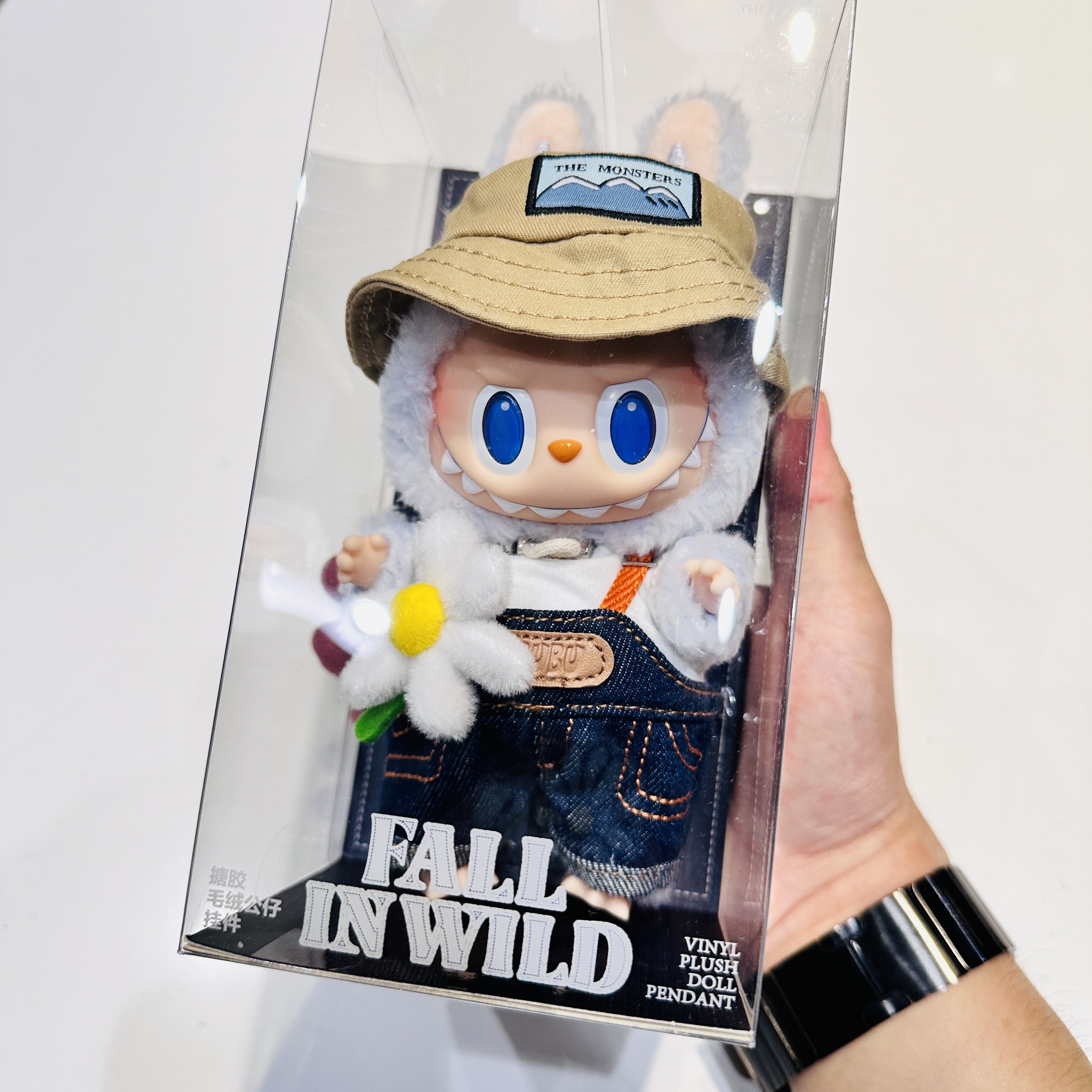 Pop Mart Fall In Wild Labubu Series Toy Keyring 착용 스타일 - 2