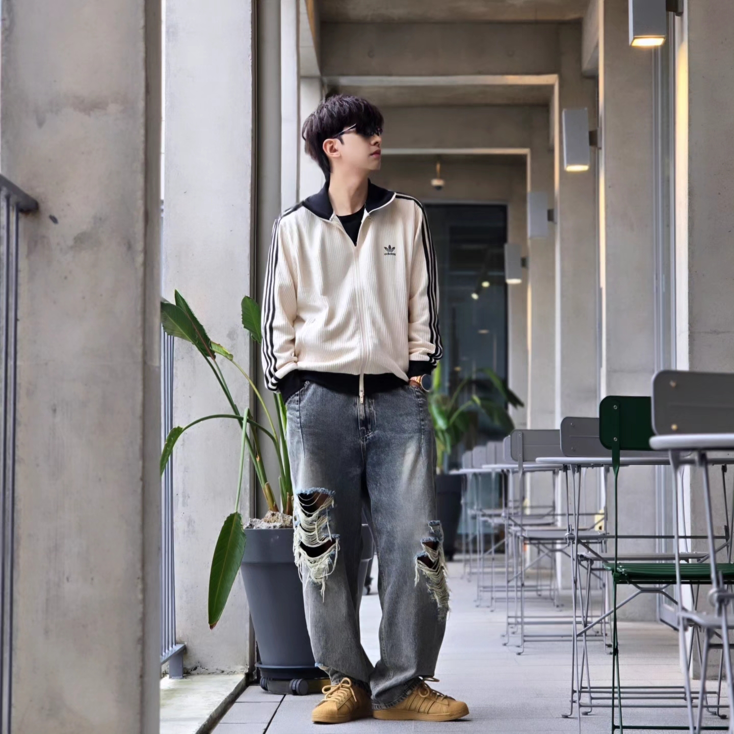 Adidas Waffle Beckenbauer Track Top Wonder White - KR Sizing, Samsung Galaxy Watch6 44mm LTE Silver (Korean Ver.) 착용 스타일 - 3