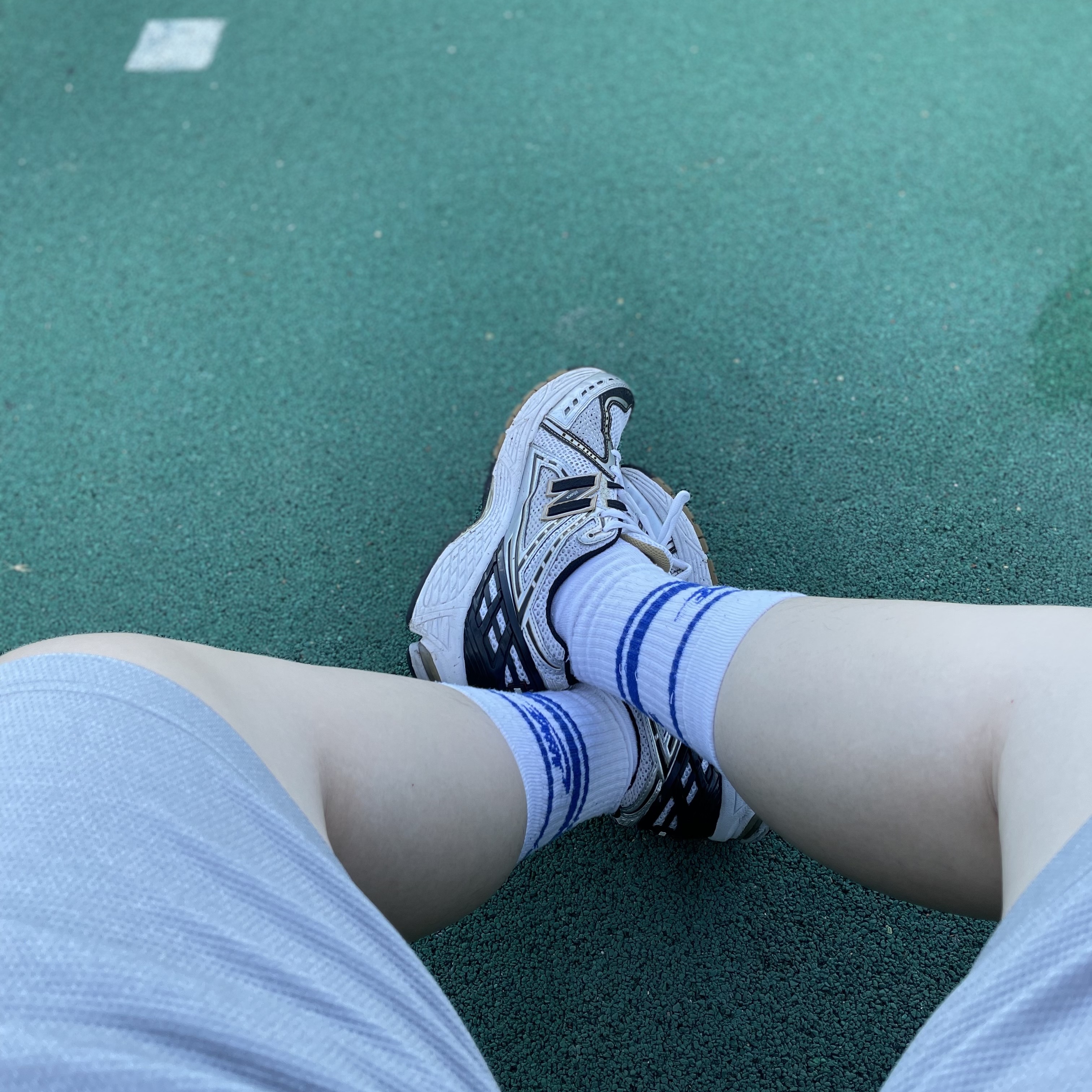 New Balance 1906R White Gold 착용 스타일 - 2