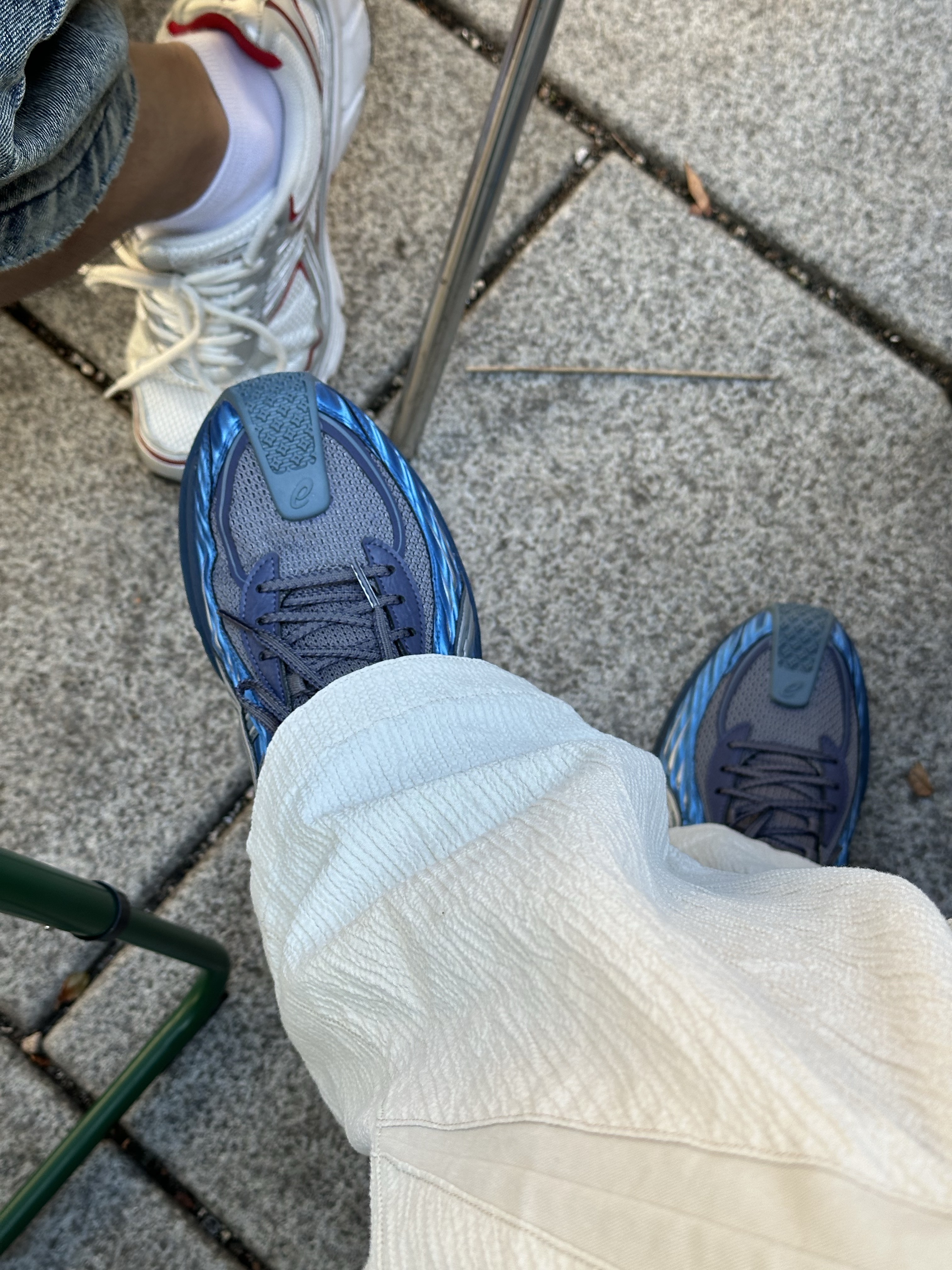 (W) Asics x Kiko Kostadinov Gel-Flammae Blue Ironclad, Gentle Monster x Maison Margiela MM114 Black Clear 착용 스타일 - 6