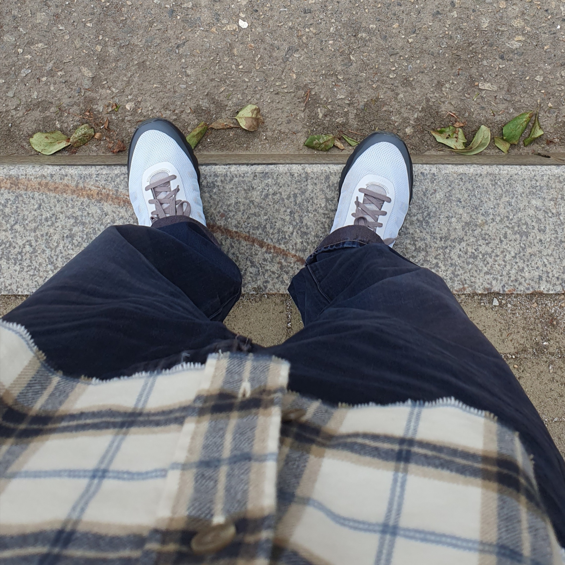 Stussy Denim Big OL' Jean Vintage Wash Blue 착용 스타일