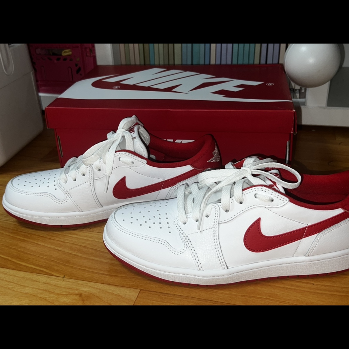 Jordan 1 Retro Low OG University Red 착용 스타일 - 1