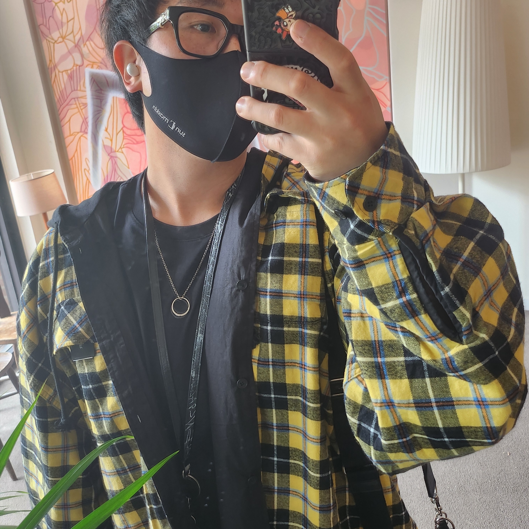 Project G/R Reversible Hoodie Check Shirts Black Yellow, Balenciaga 10XL Sneakers Black 착용 스타일 - 2